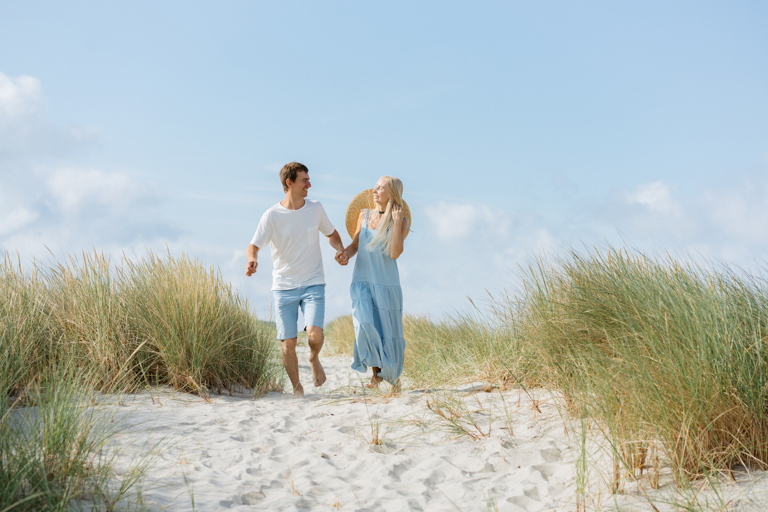 Летняя фотосессия на берегу моря. Свадебный и семейный фотограф в Калининграде Анастасия Гриценко