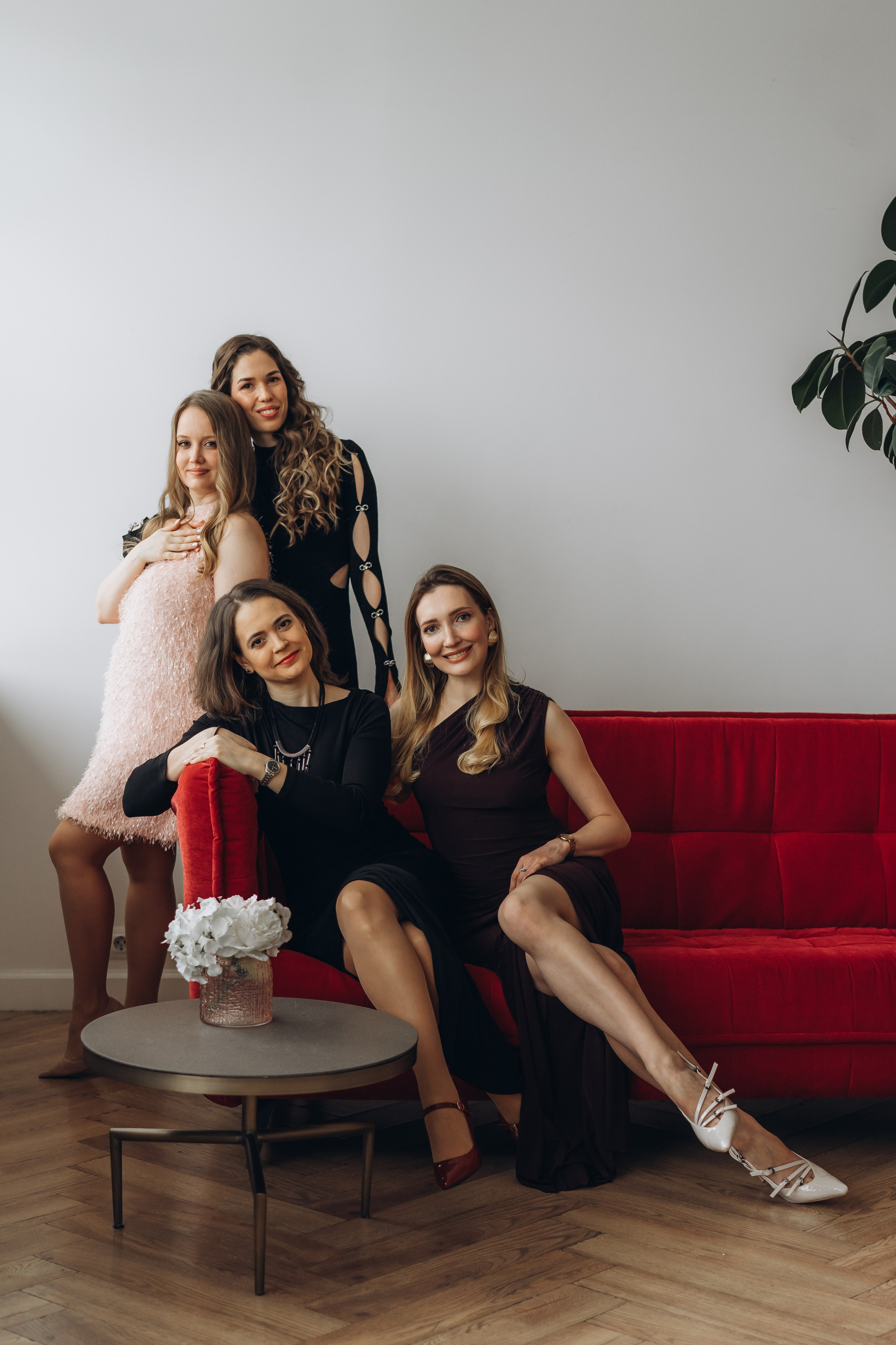 Портретная групповая съемка 2 часа/2 зала. Фотограф Екатеринбург Кокшарова Александра