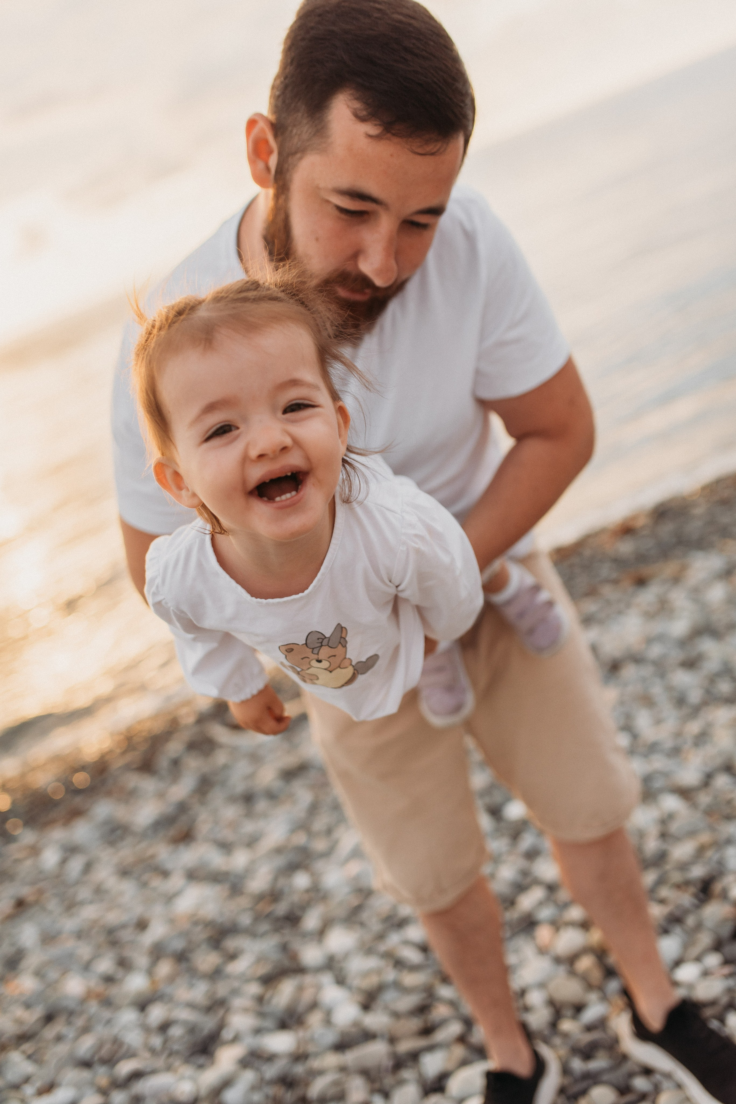 Семейная фотосессия на море на пляже в Сочи и Сириусе. Фотограф в Сочи — Маргарита Поганова