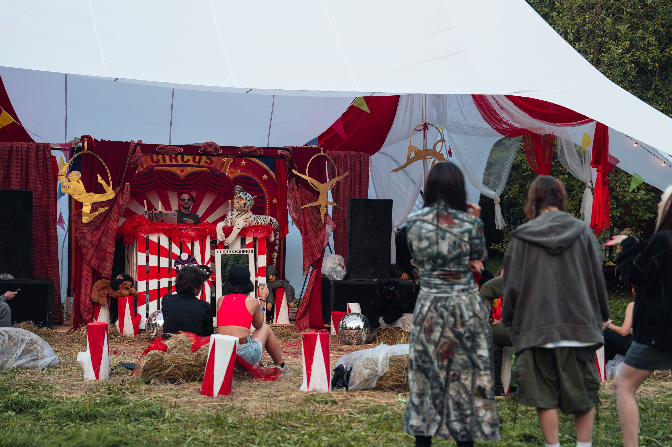 Signal 2024. @tomrus: Рустам Шагиморданов — фотограф