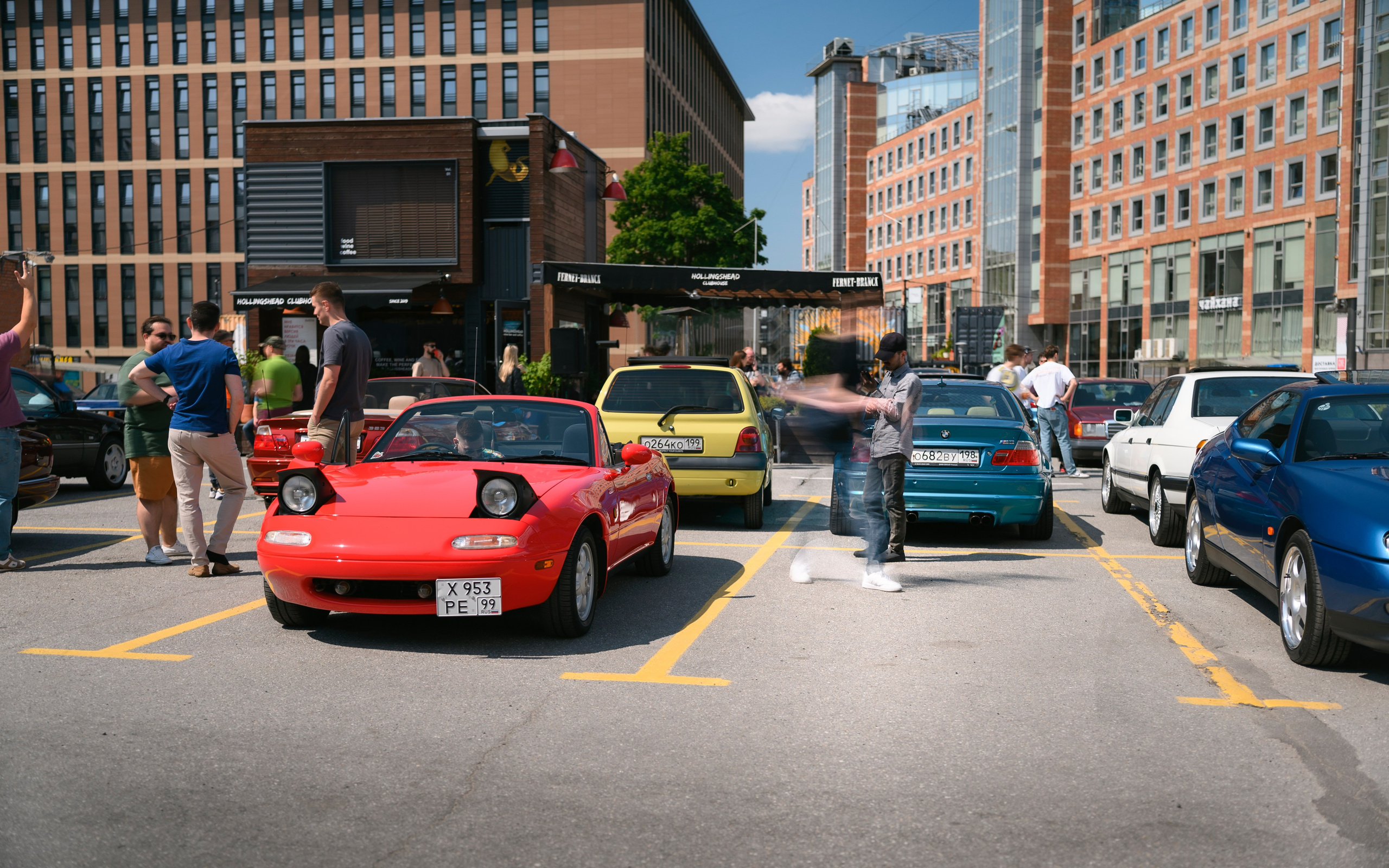 Cars and Coffee 14/06/25. Автомобильный фотограф Антон Цырулев