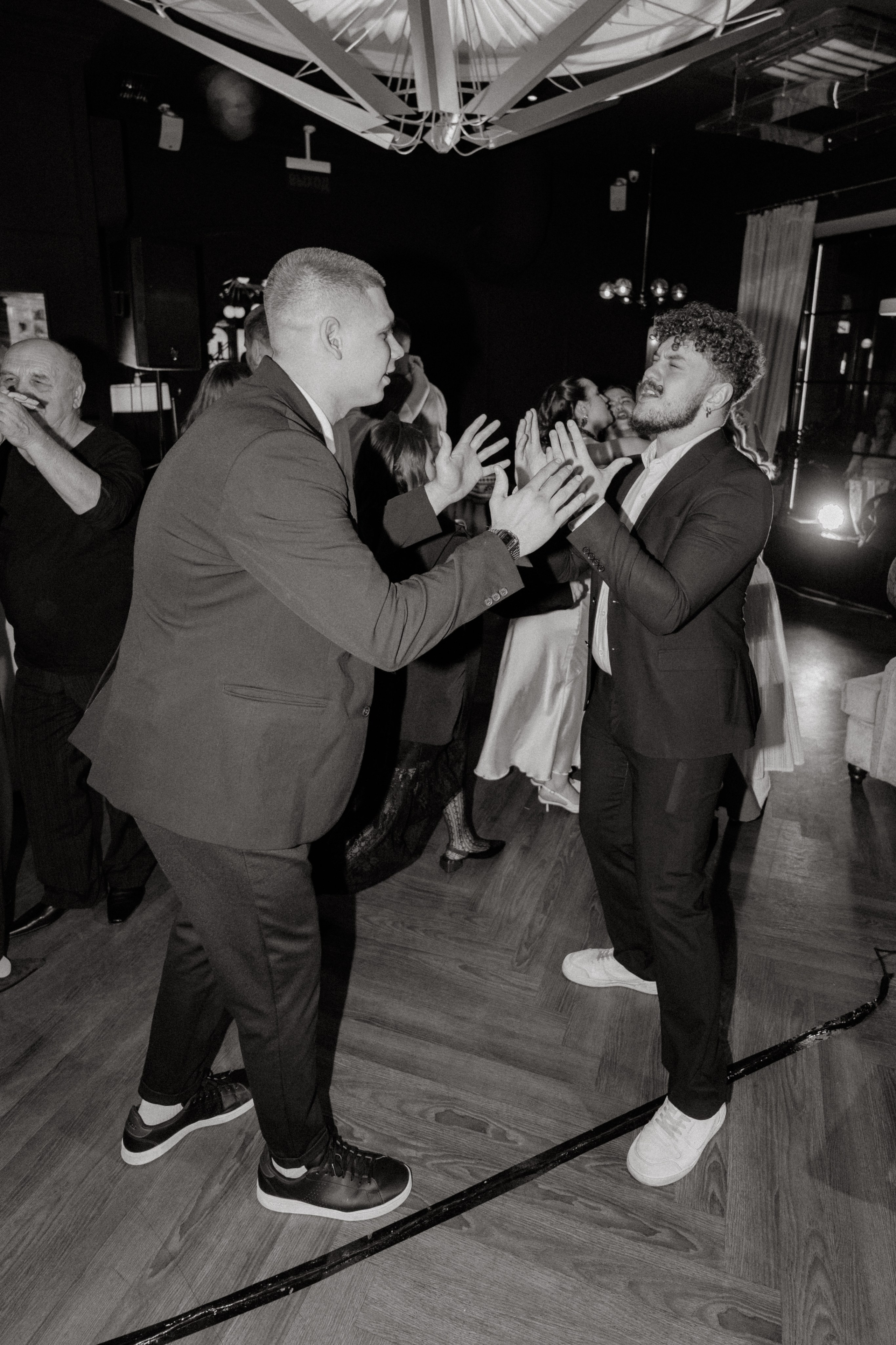 Свадебный фотограф Самара. Свадебный фотограф Грузия. Цены свадебный фотограф Самара. Цены свадебный фотограф Грузия. Фотограф в Самара Роман Квес