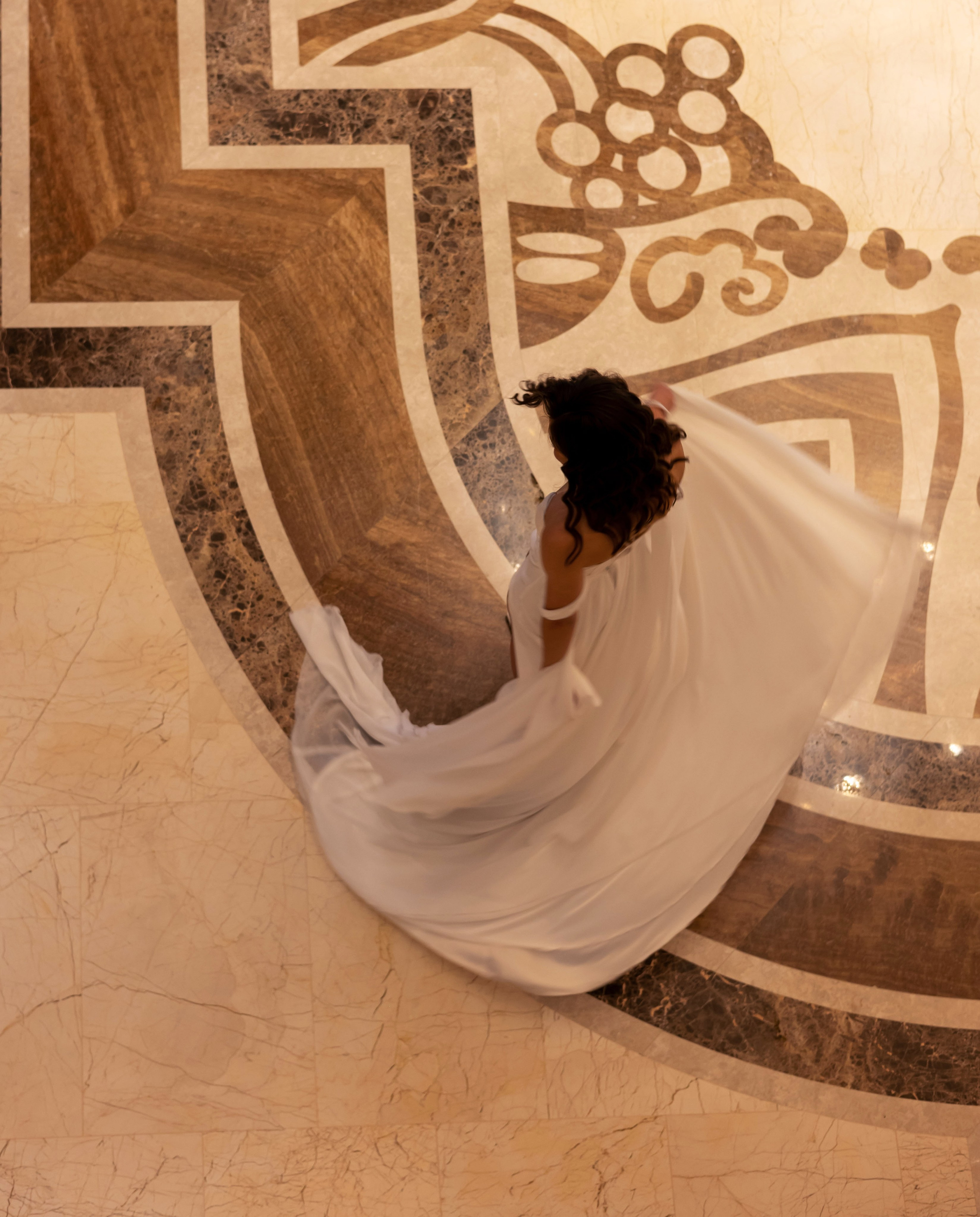 Владислав и Анастасия. Свадебные сборы в отеле. Семейный и свадебный фотограф в Москве и области EVGENIA SAVI