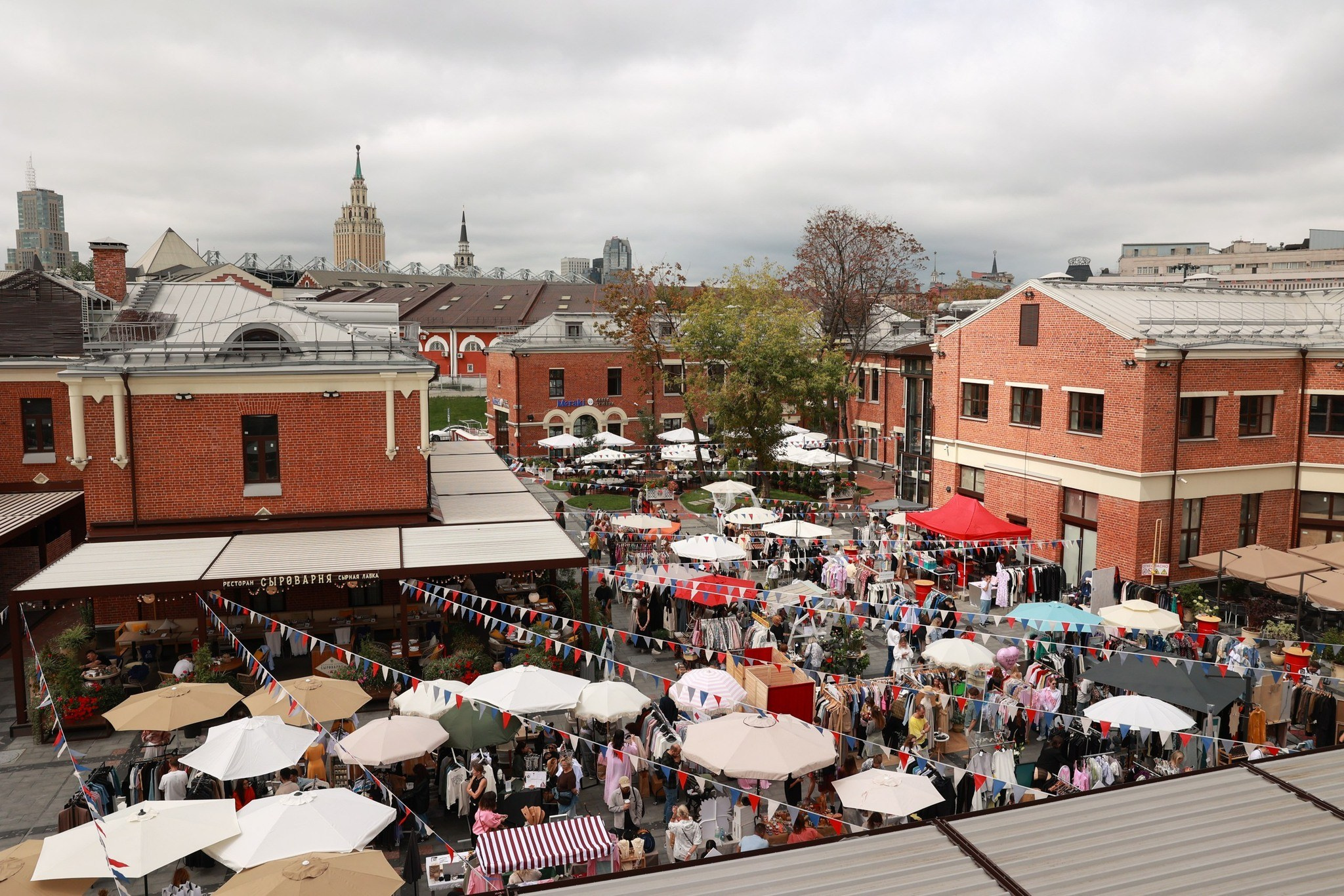3–4 августа 2024 в «Три Вокзала. Депо» / День 1 / фото Саша Жукова. Фотоотчеты «Ламбада-маркета»