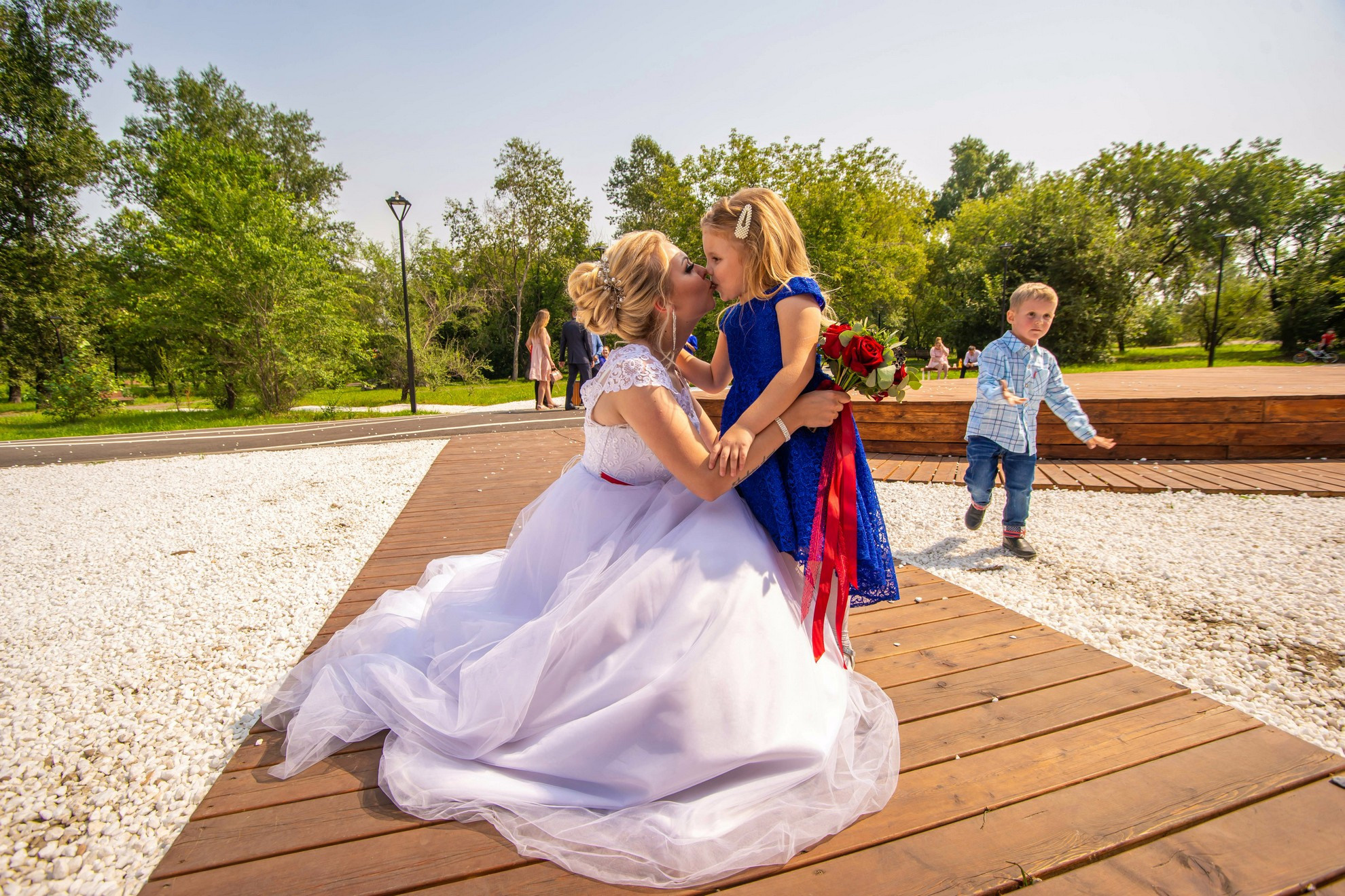 Катя Влад. Свадебное фото видео в Иркутске, выпускной, юбилей. Морозов Анатолий