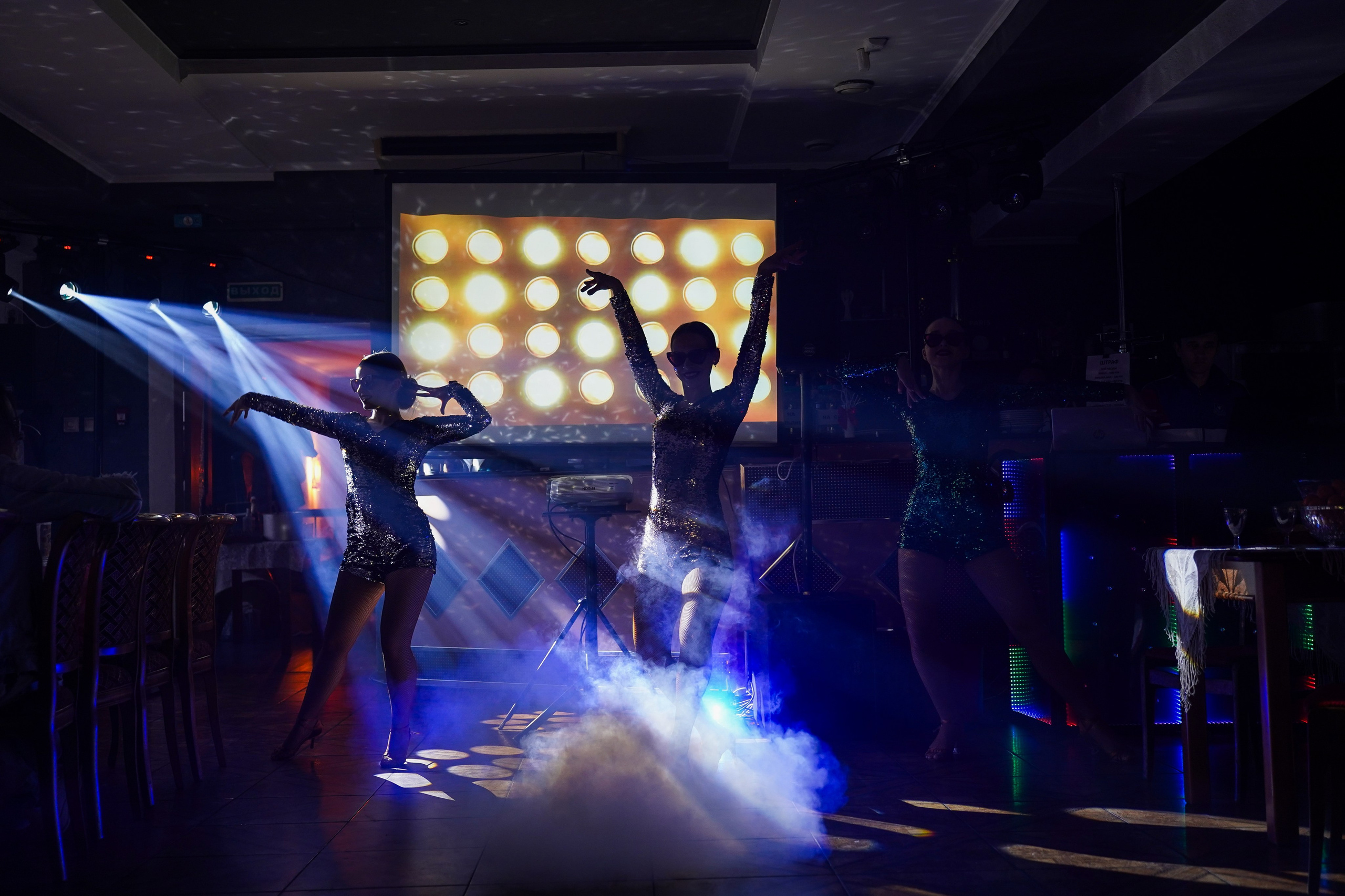 День Рождения в стиле 90-х. Фотограф Новороссийск | Геленджик и ЮФО Эльвина Ясинская