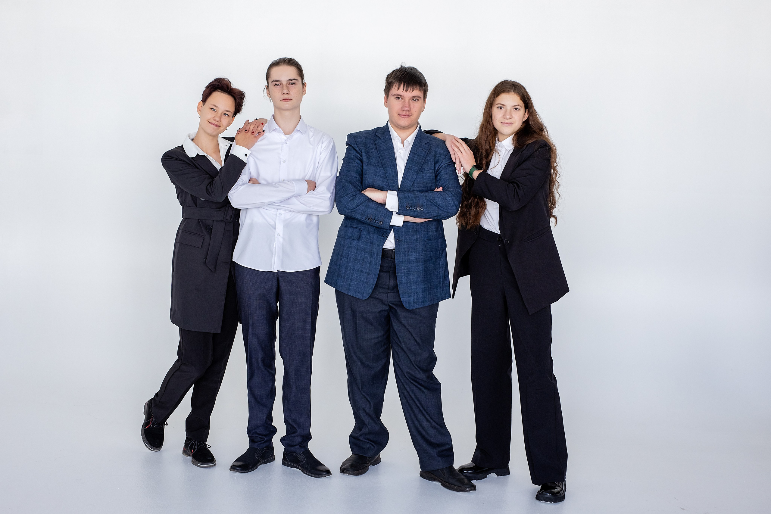 ФГБОУ ВО «Тихоокеанский государственный медицинский университет», 11-б класс. Стильный выпускной альбом Владивосток фотограф Вероника Мигачева