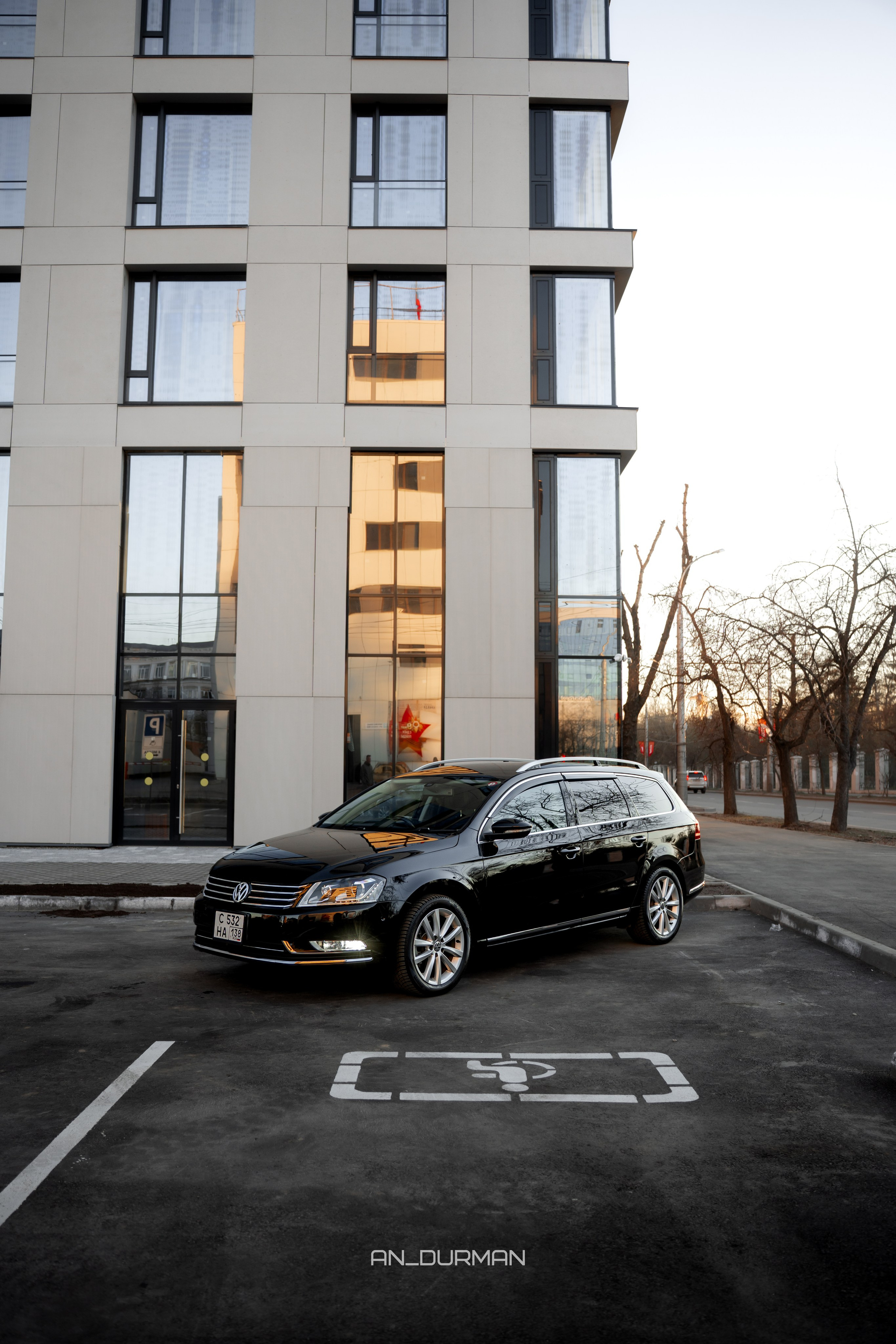 Volkswagen Passat. Фотограф, видеограф и пилот дрона на Байкале