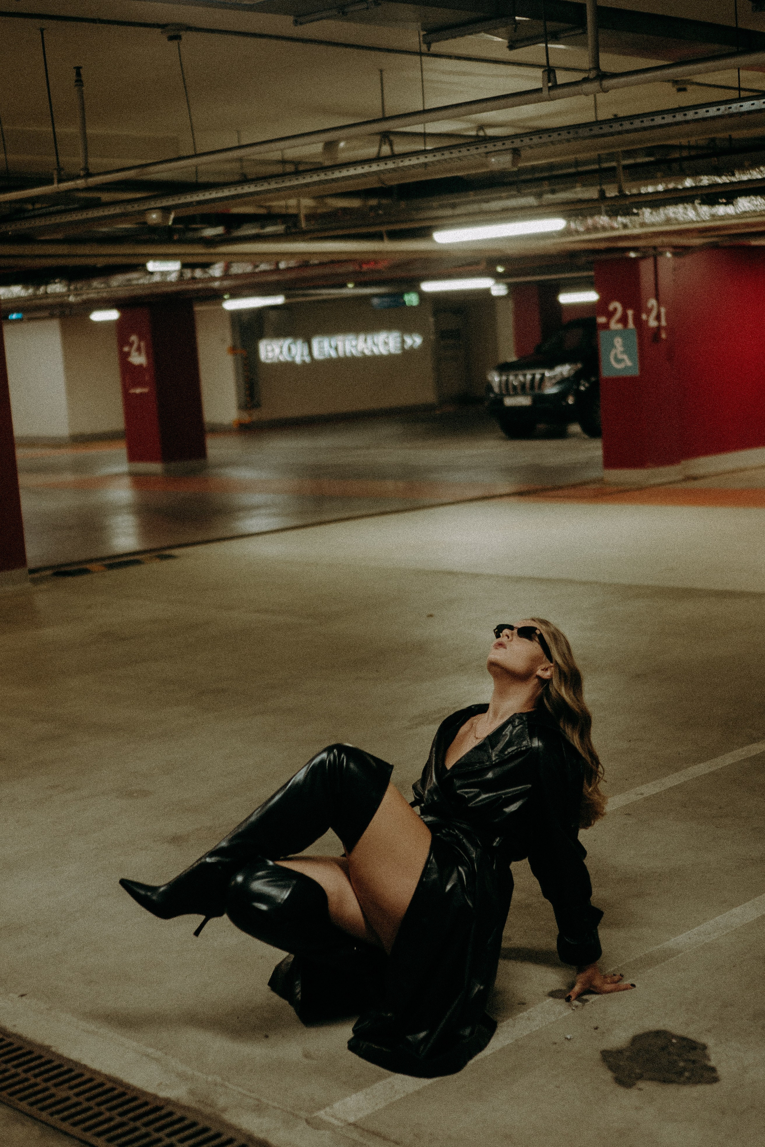 НА ПАРКОВКЕ. Профессиональный фотограф, Санкт-Петербург — Виктория Богомолова