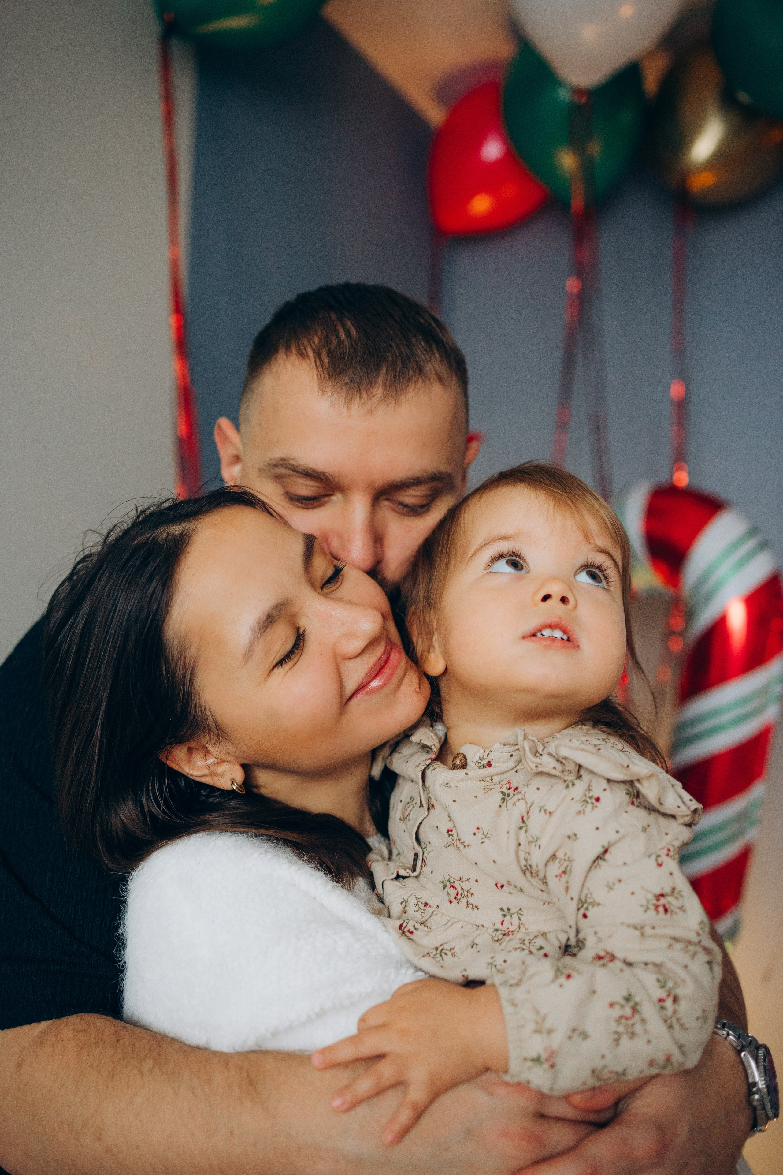 Семья — это тепло объятий и свет улыбок!. Фотограф Москва Светлана Кирюшина