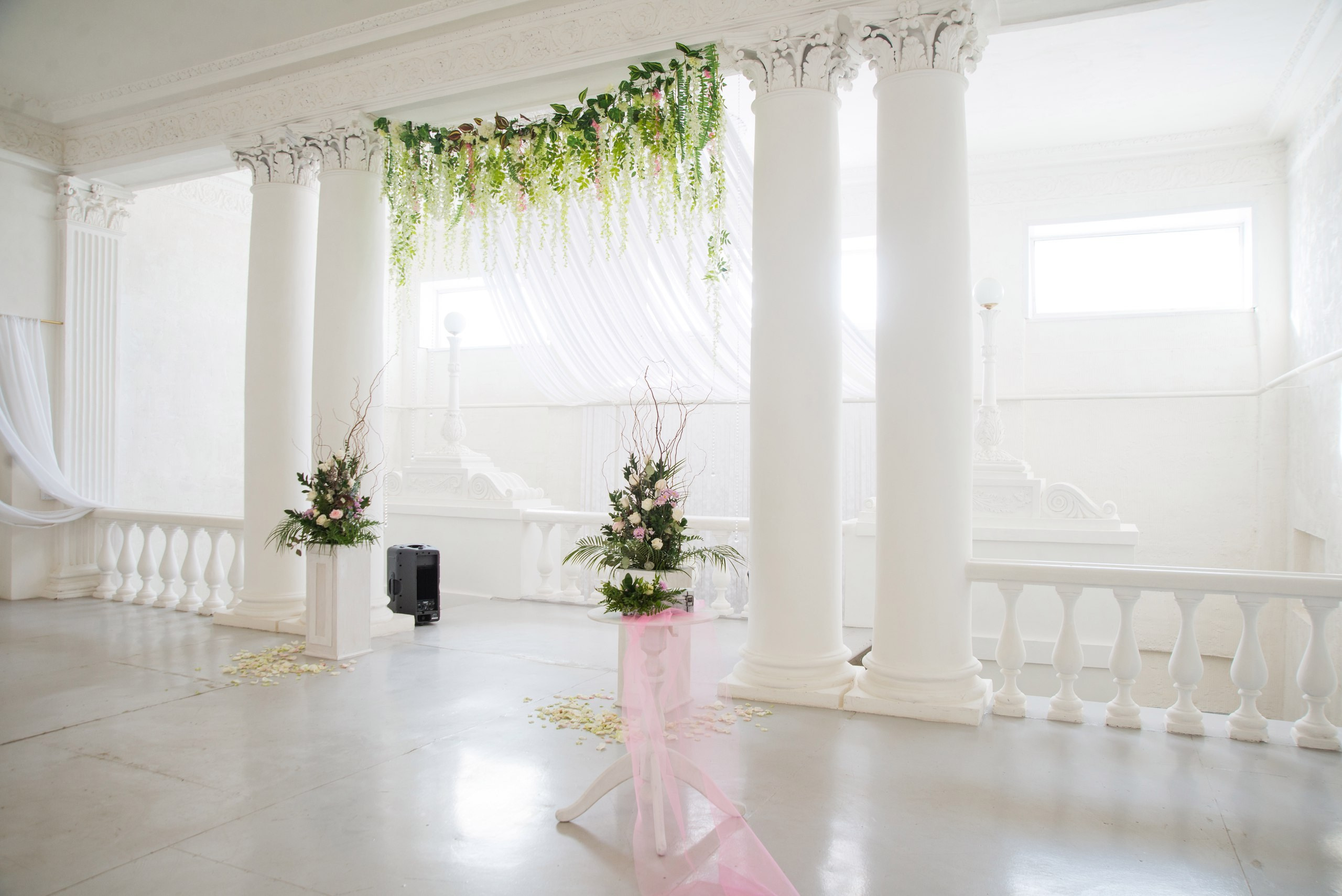 Зал «Белый» 256 м²