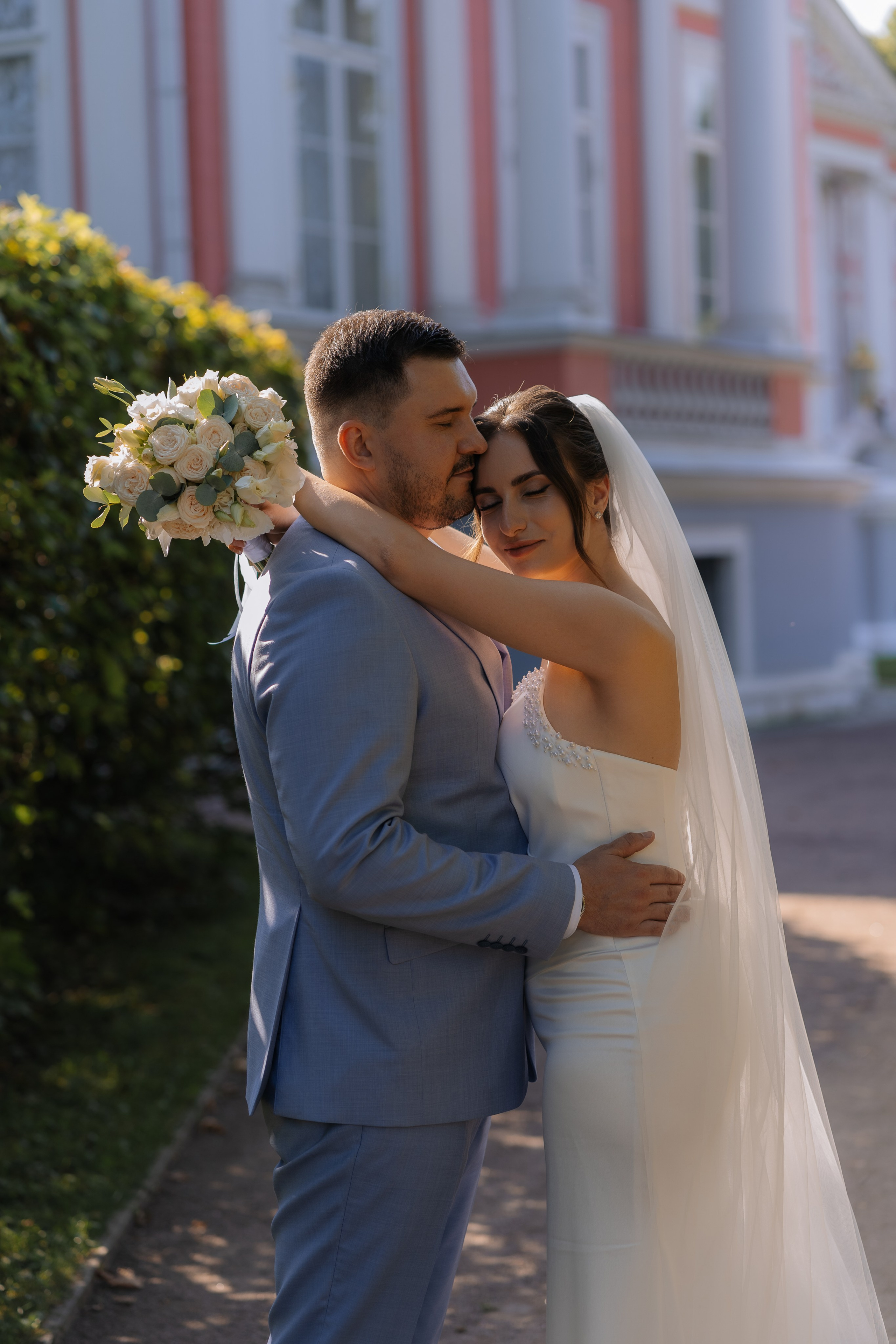 Свадебная фотосессия в Москве, парк Кусково. Свадебный фотограф в Москве Анна Полушина