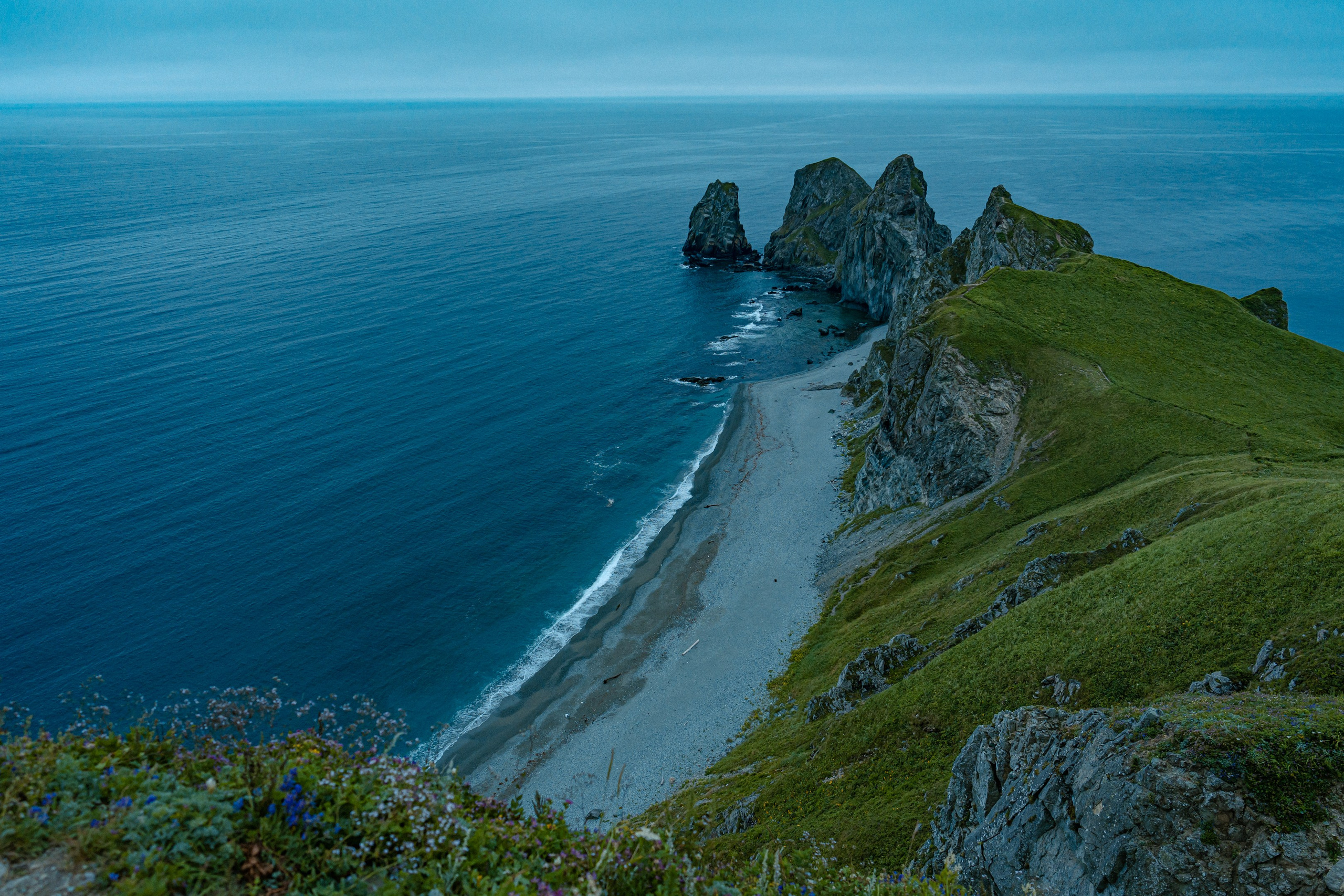 Мыс Четырех Скал. Иван Зайцев (IZIART) — создание культурного кода через фото и видео
