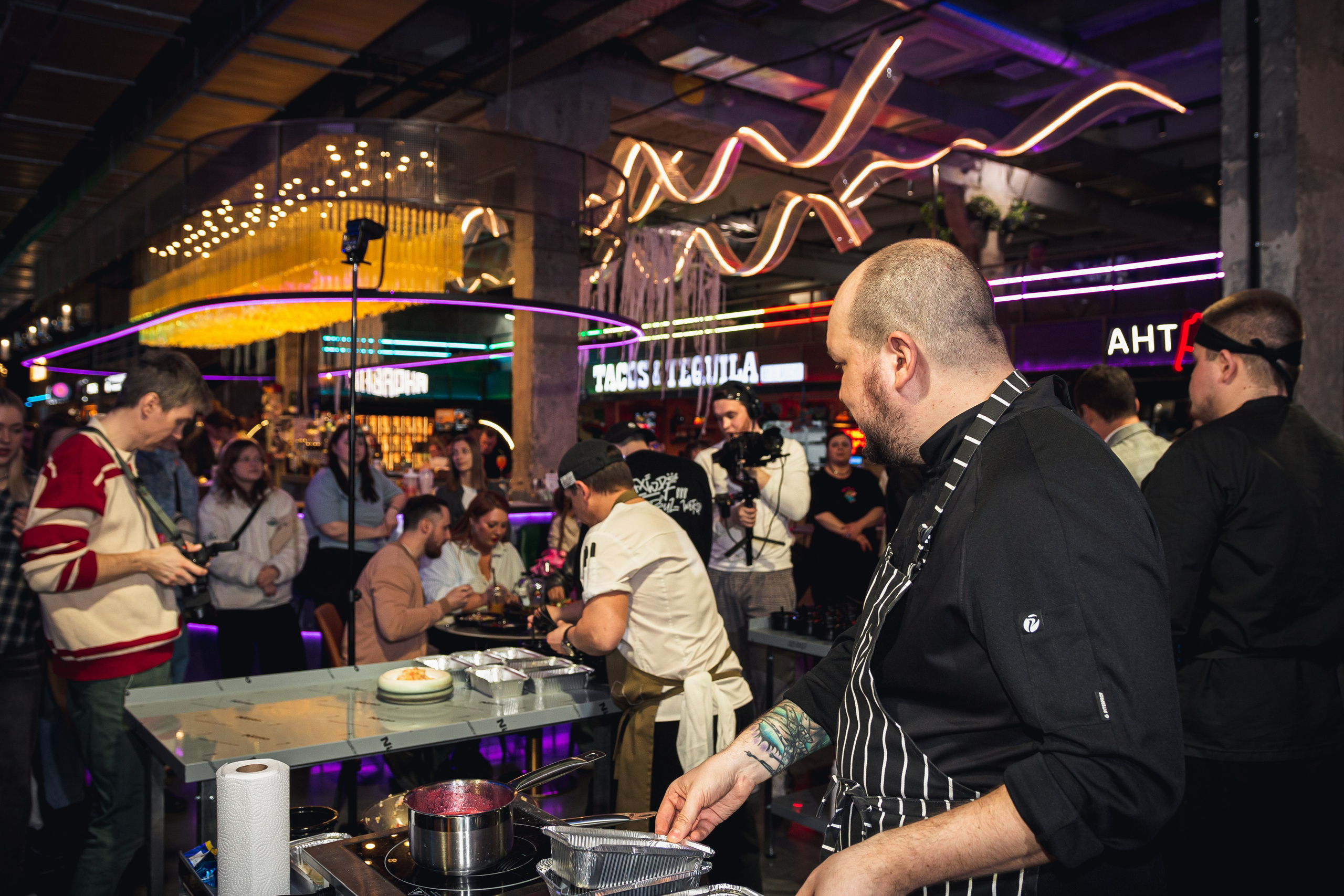 Гастрономический поединок «Жаркая дуэль». Фотограф Томск. Владимир Катышев