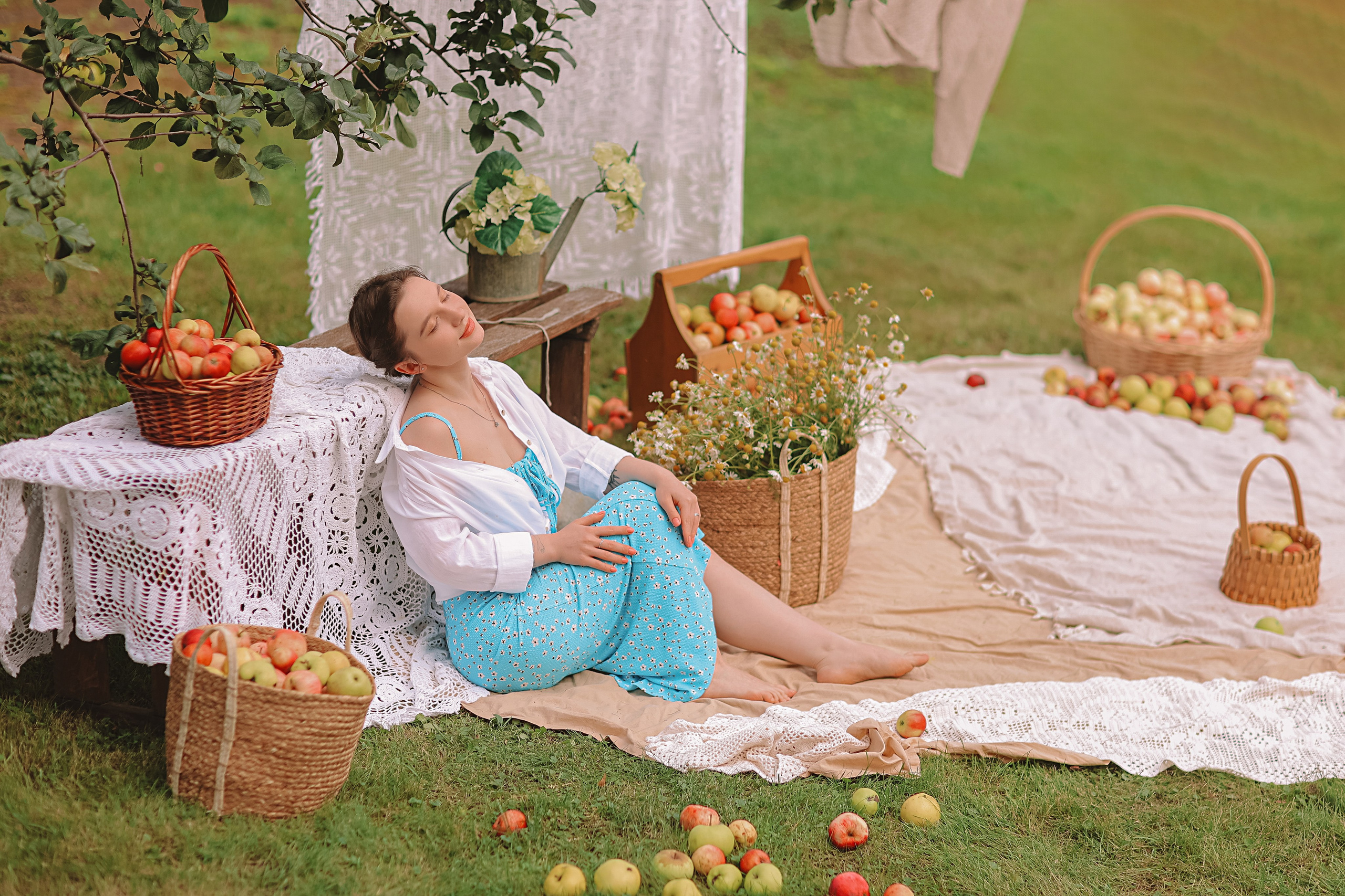 Яблоки. Семейный фотограф Тюмень, фотограф на роды Салмина Мария
