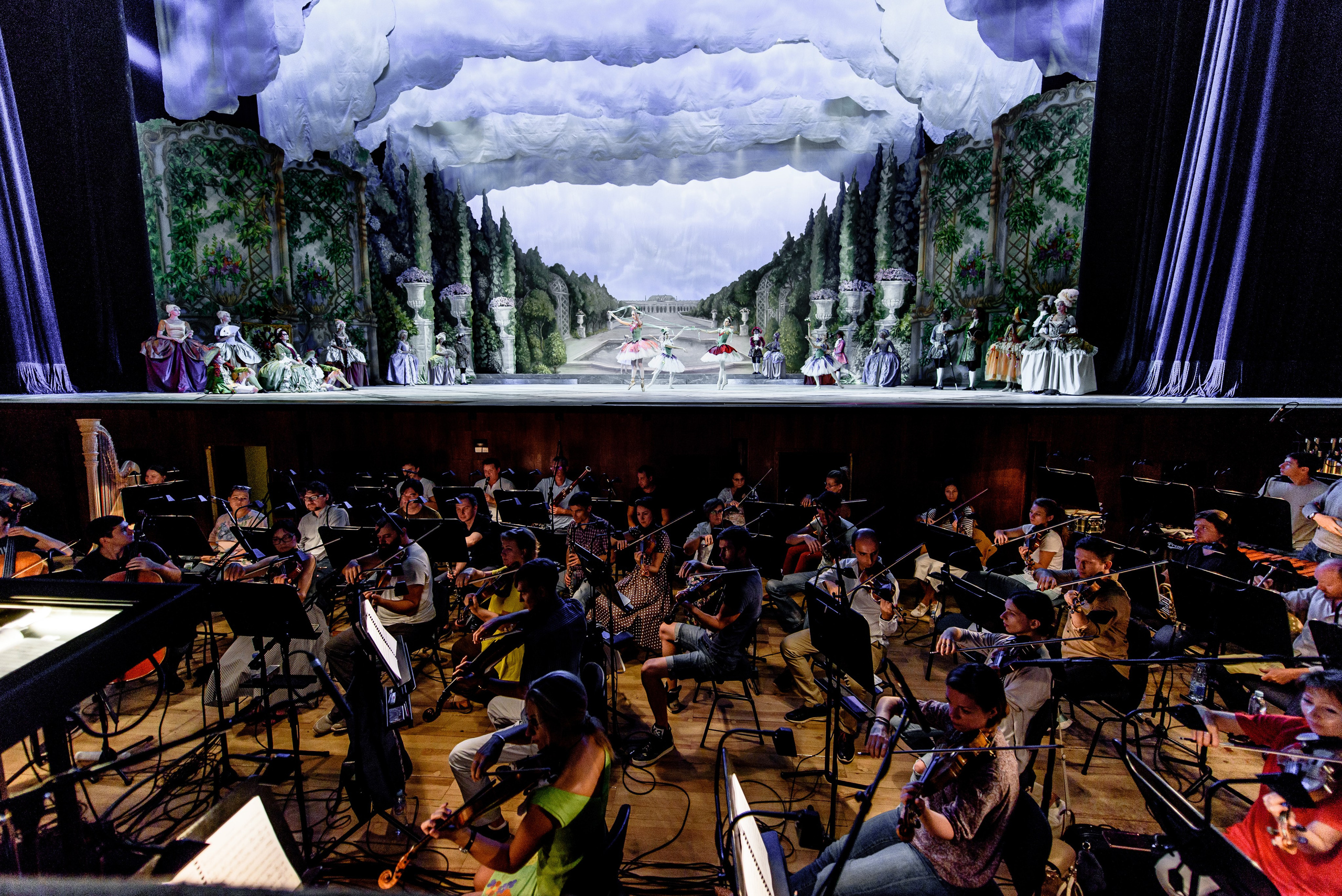 Balley. Moscow Kremlin. Bakcstage. Wedding and Destination photographer Rustam Kalimullin