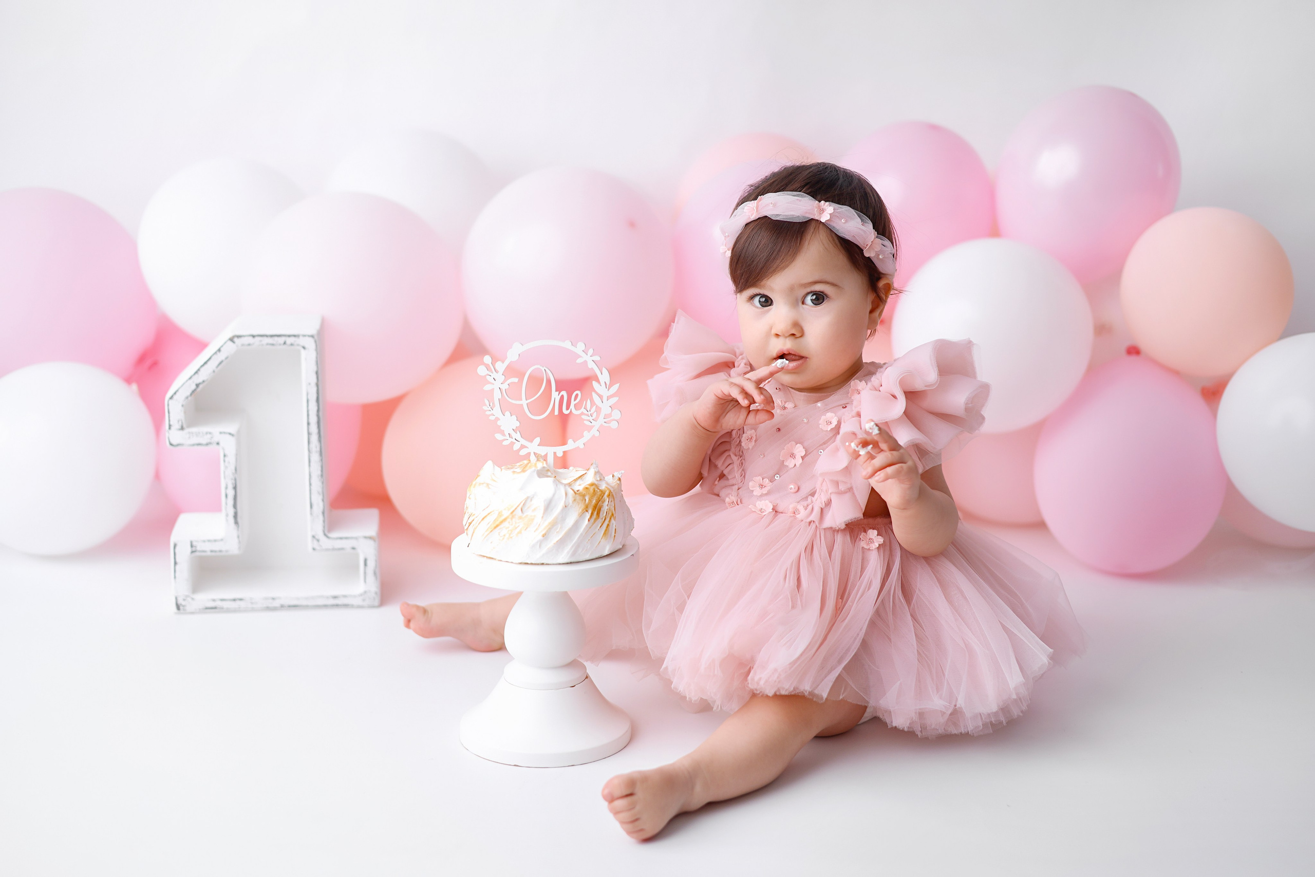 Мике 1 годик. Фотограф новорожденных Москва. Ньюборн фотограф Москва