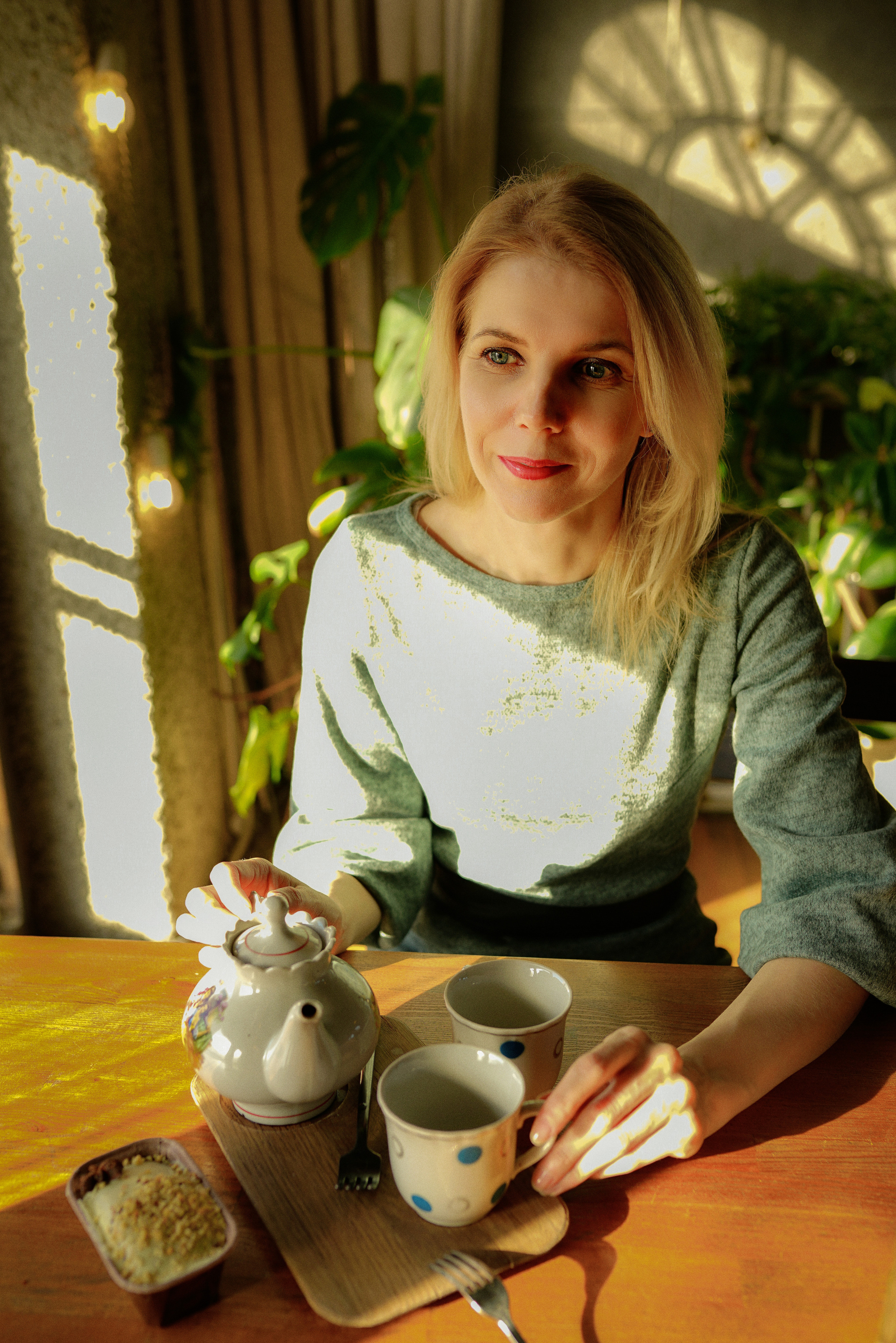 Your life is your own Wonderland. Главная