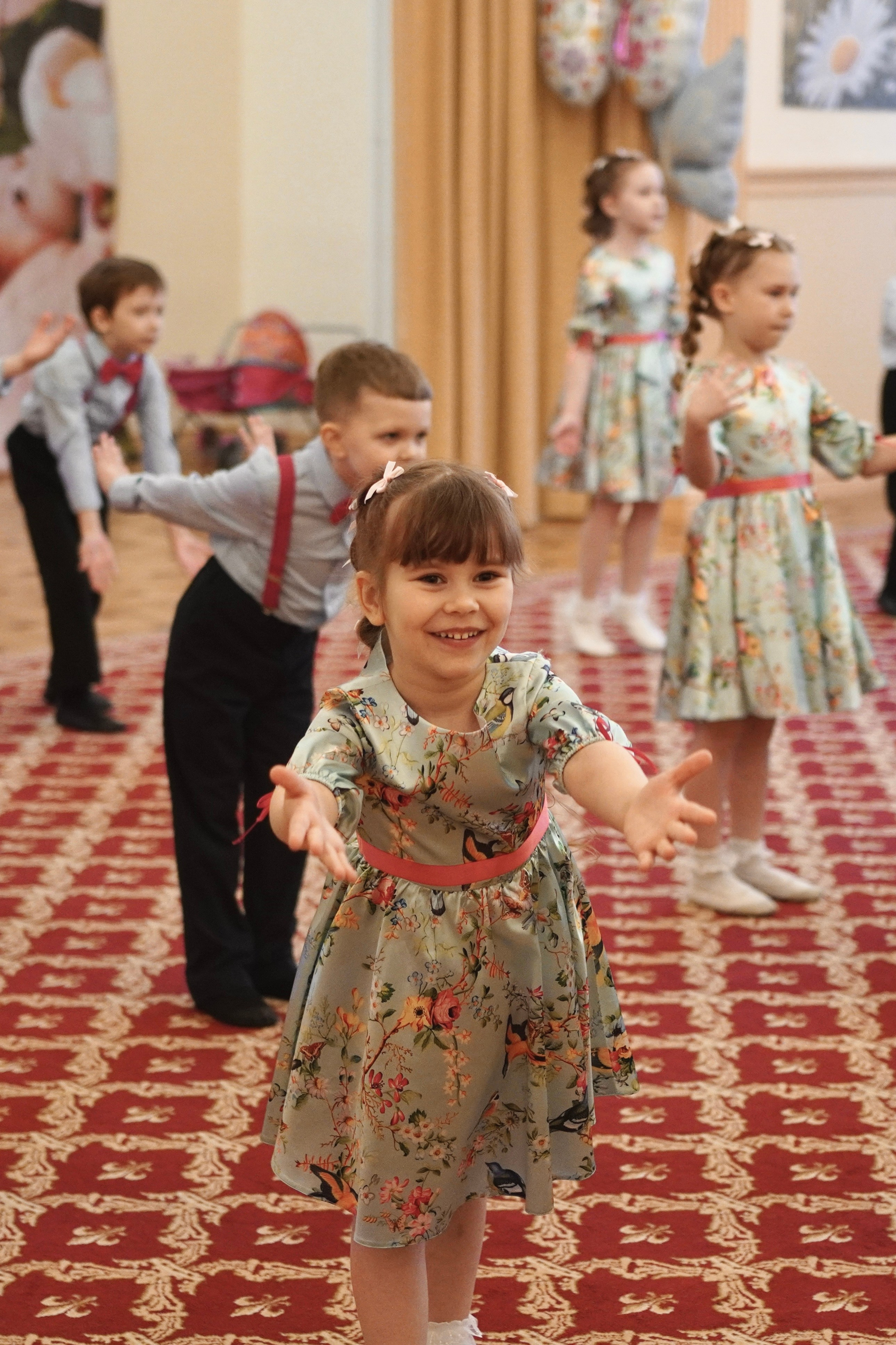 Детский утренник. Семейный и детский фотограф в Зеленограде Коваленко Дарья. Съемка праздников и выпускных, дней рождений