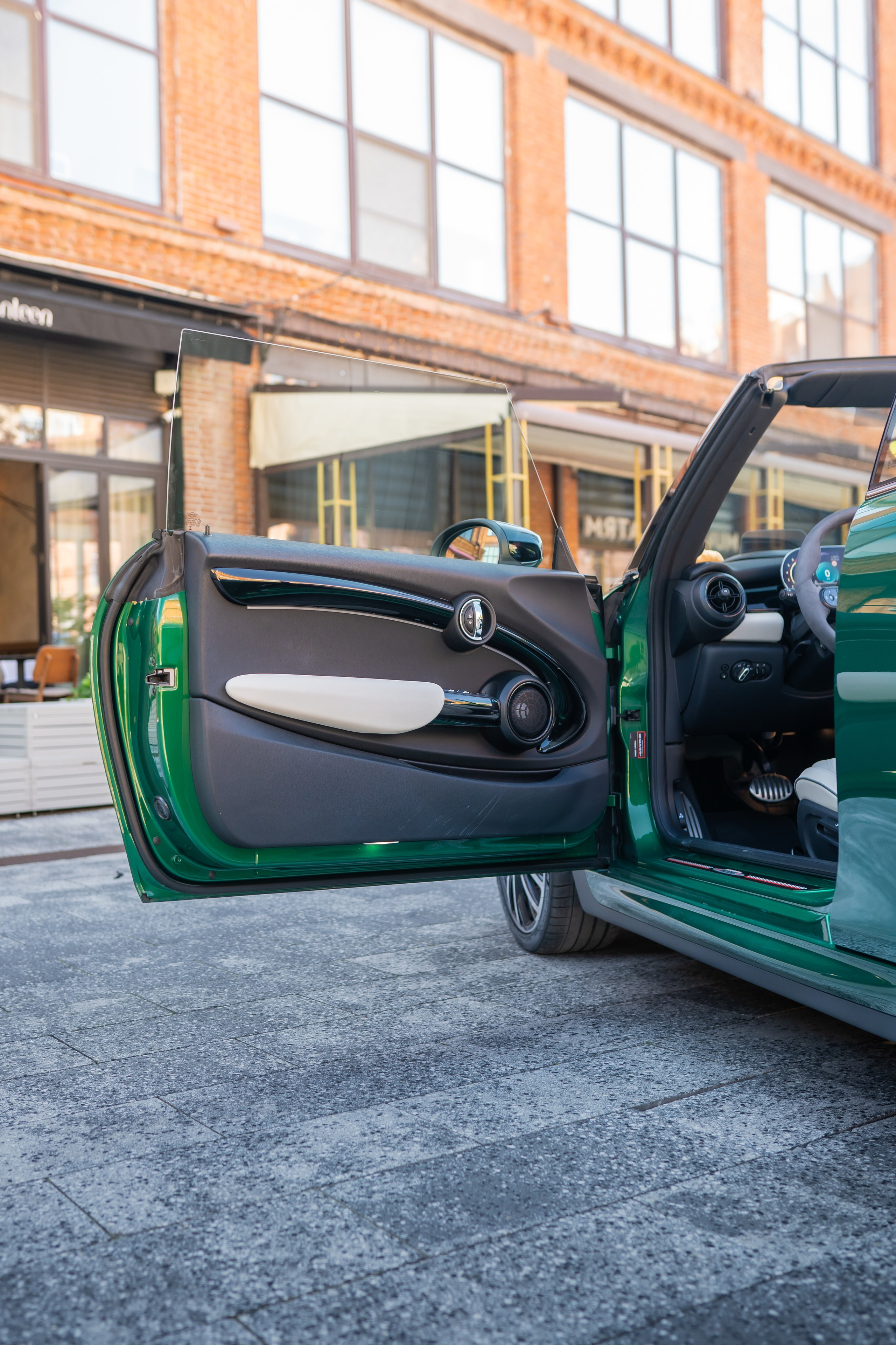 Mini Copper JCW Green. Mirllaev