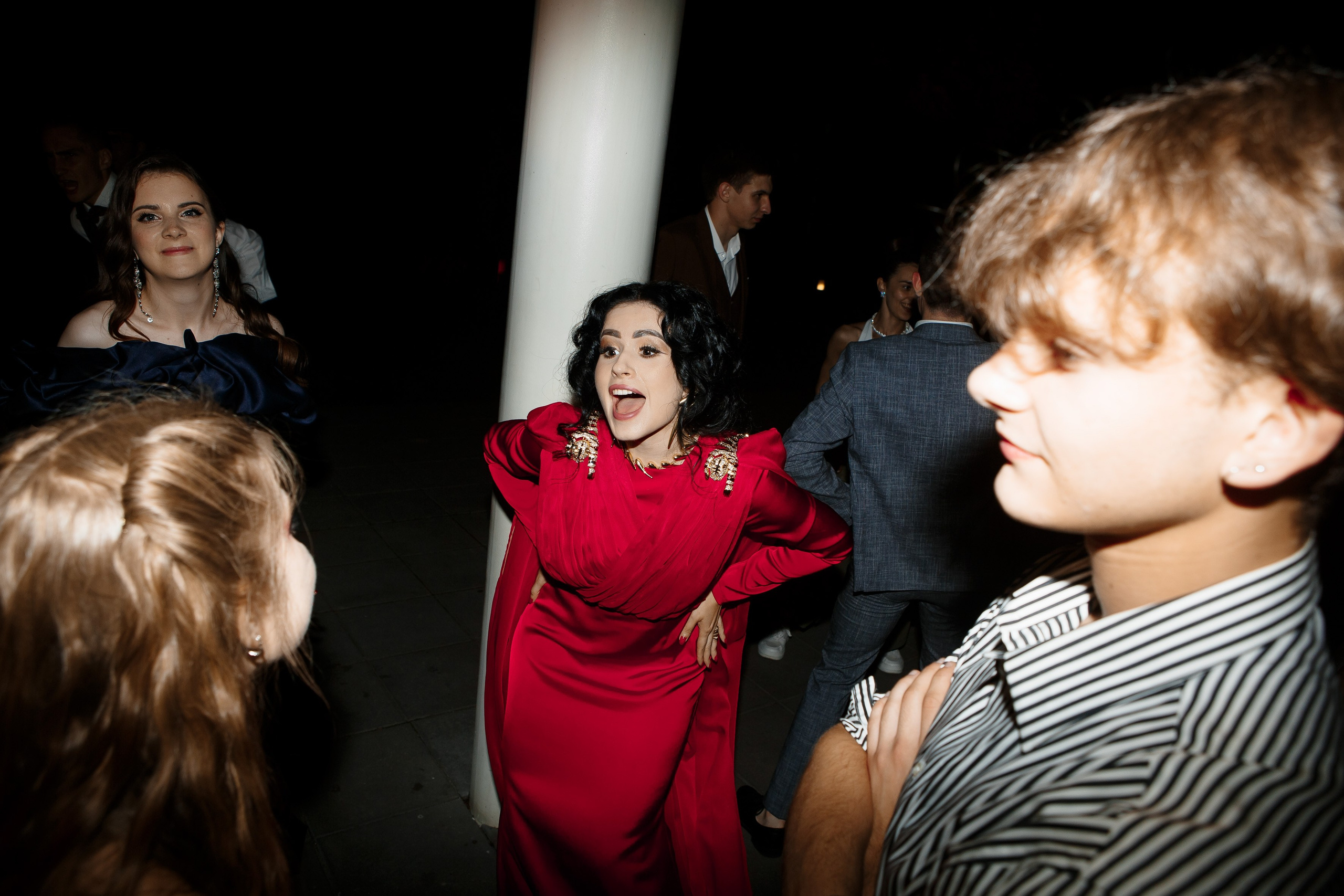 Выпускной Гимназия 12 2024 OpenHouse. Свадебный и портретный Фотограф в Липецке Дмитрий Котюков