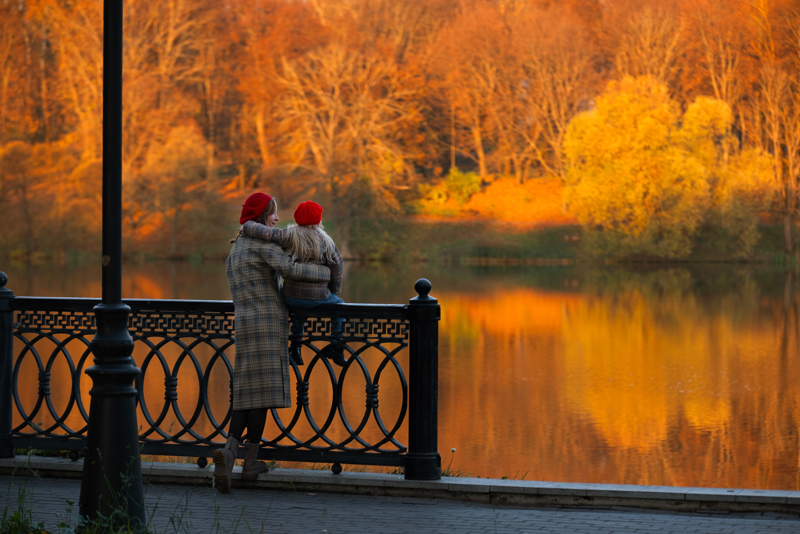 Катя и Ксюша. Лиза Рязанцева