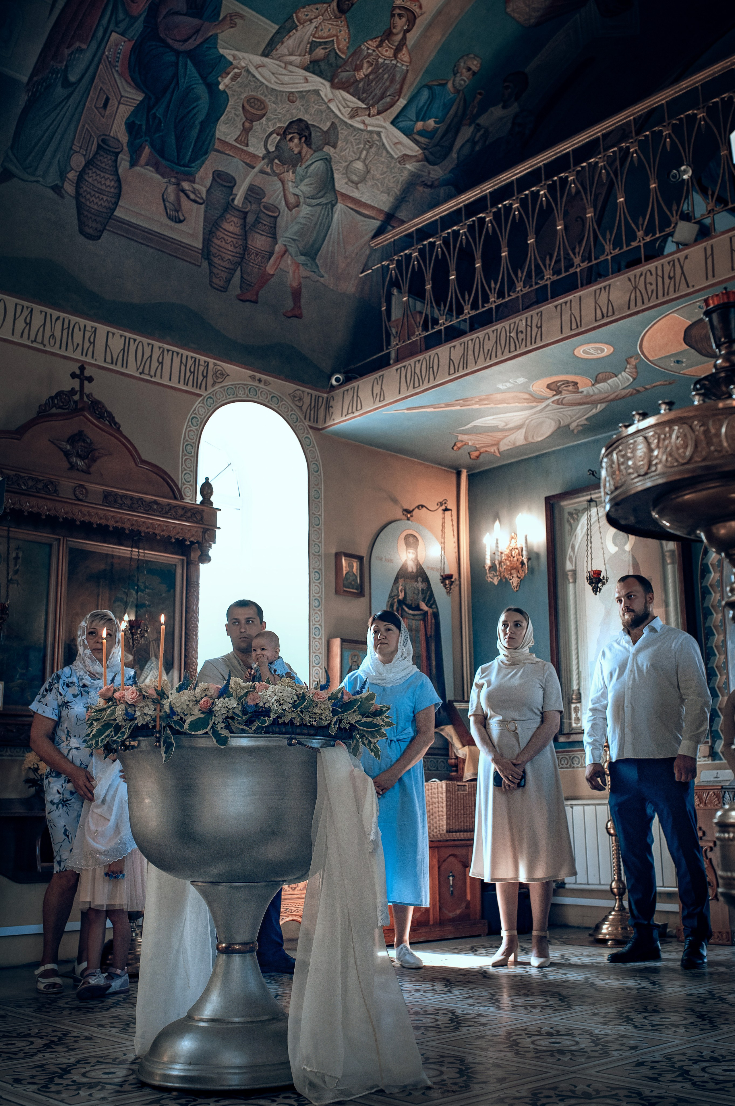 Съемка таинства крещения в Красноярске. Фотографы крещения/венчания  Красноярск Татьяна и Вячеслав Переваловы