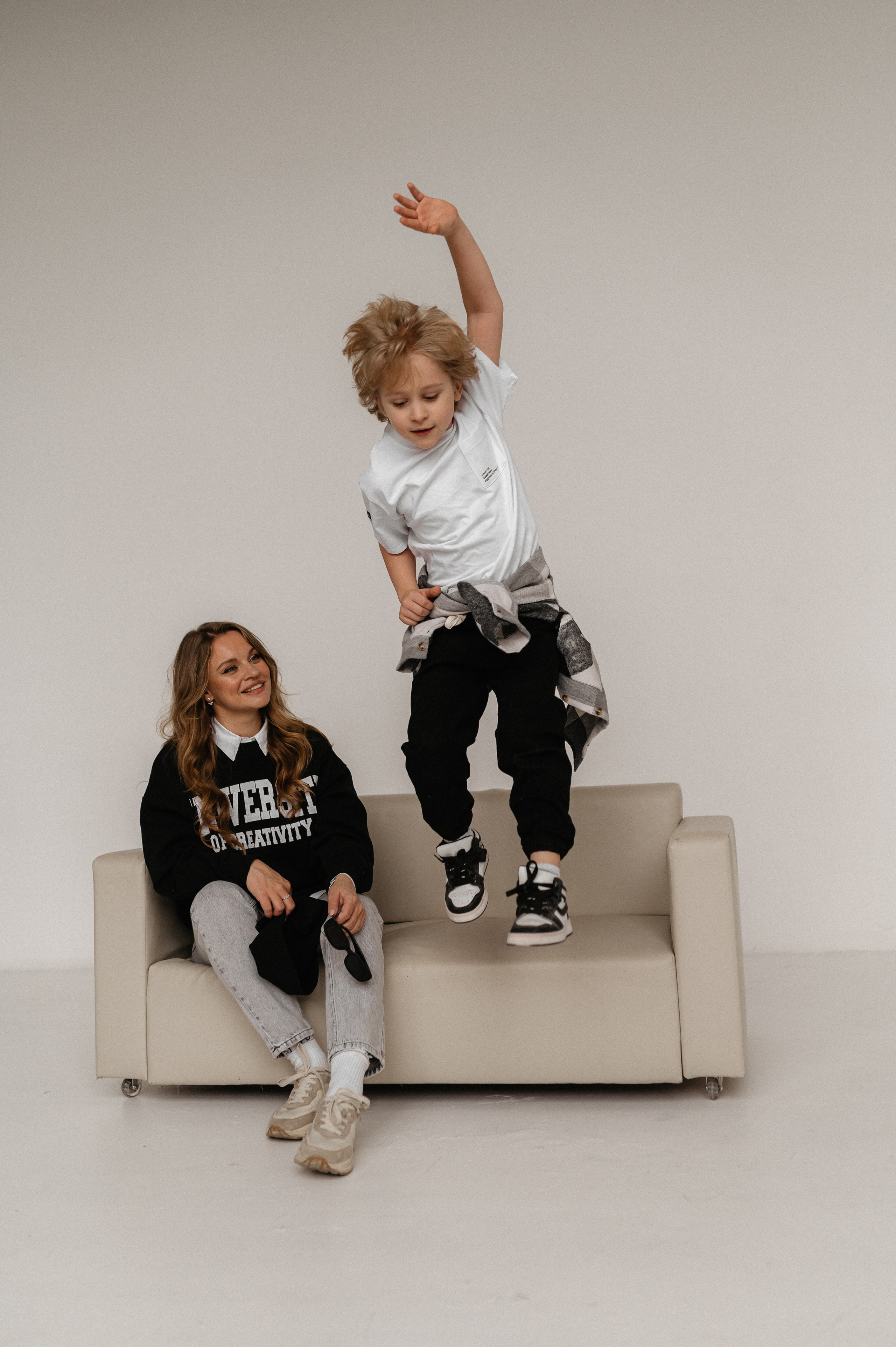 Мама и сын. Главная