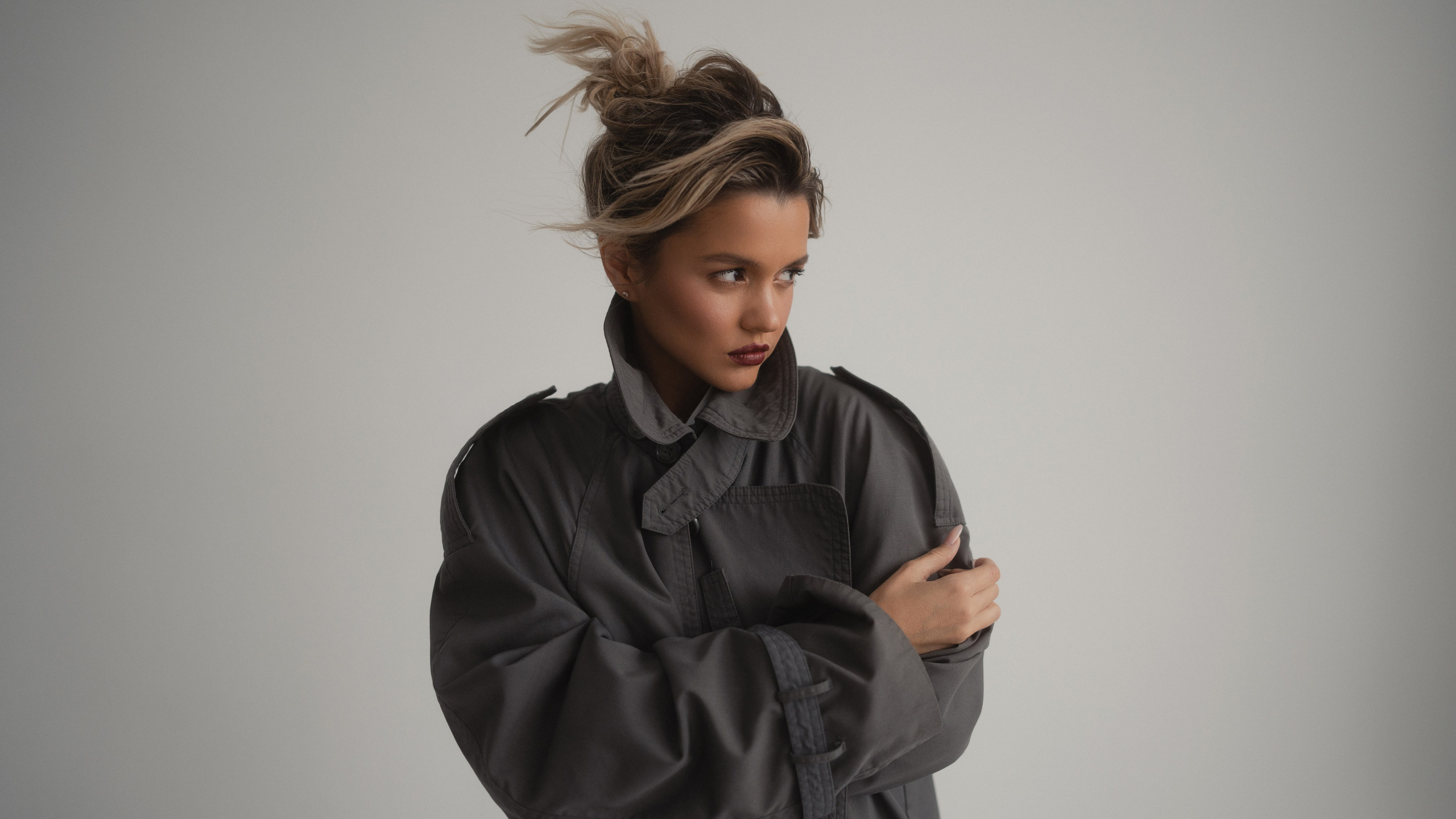 Studio Photoshoot with Selina in Kazan — Anton Avanzato