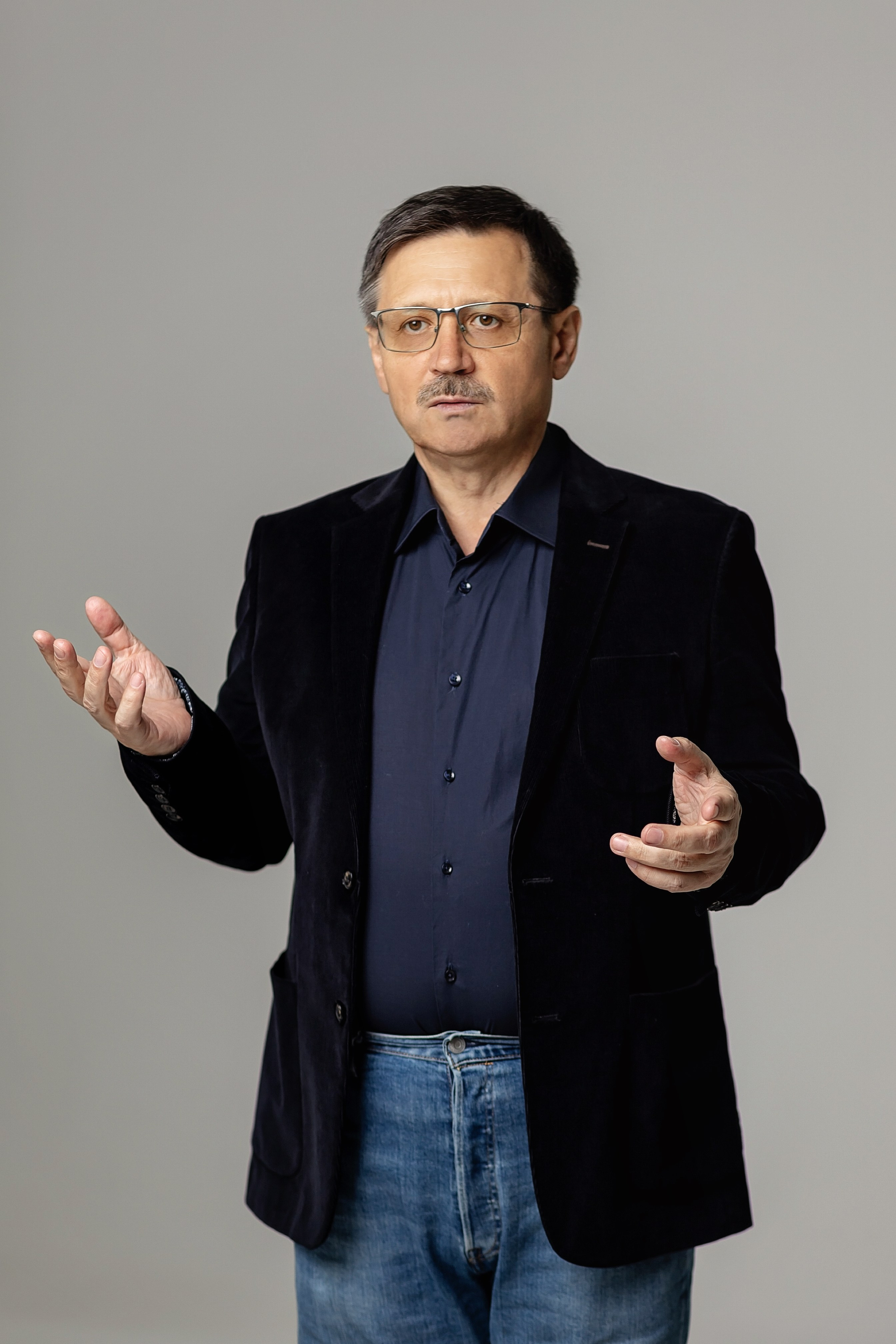 Виктор, лектор, спикер. Фотограф в Москве Ксения Мокрушина | Brand & Women photographer