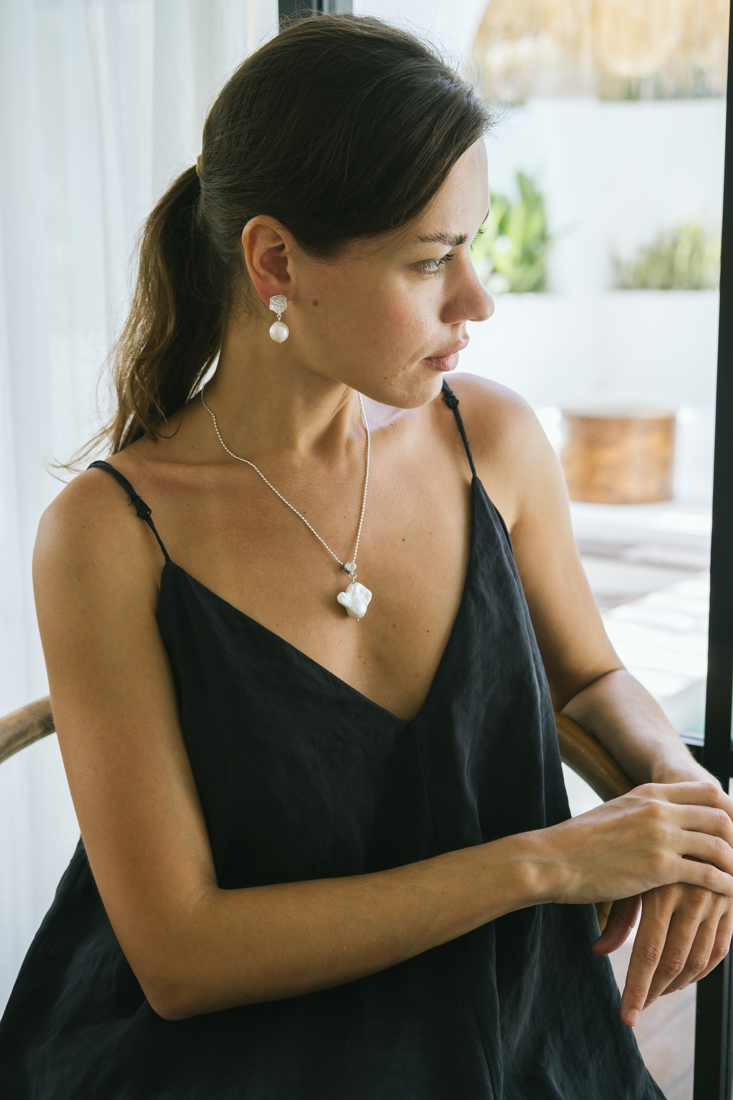 Украшение на модели. Фотограф на Бали|Свадьба на Бали