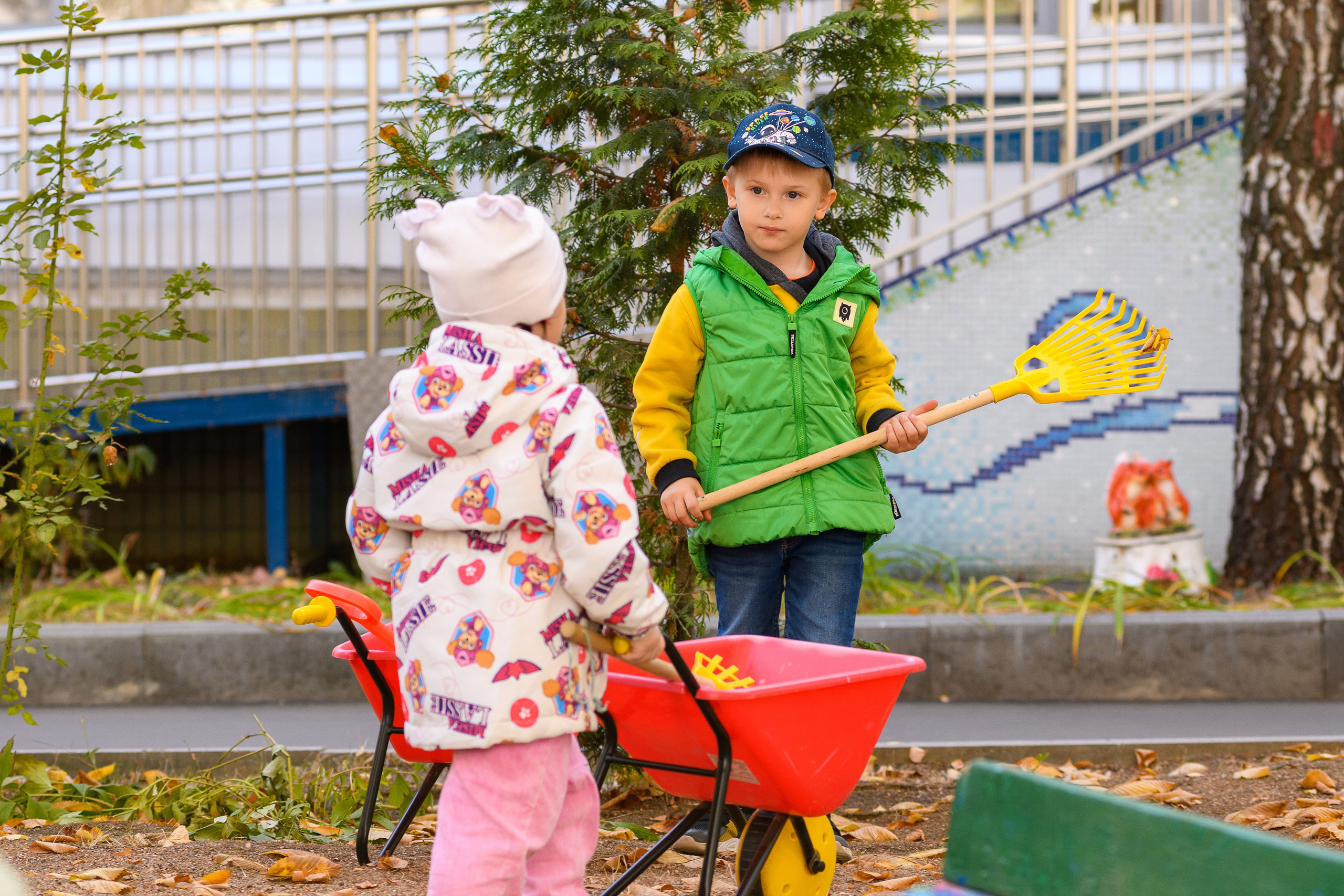 Детский сад. Фотосессия на прогулке. Первенцева Елена. Школьный фотограф в Москве и МО