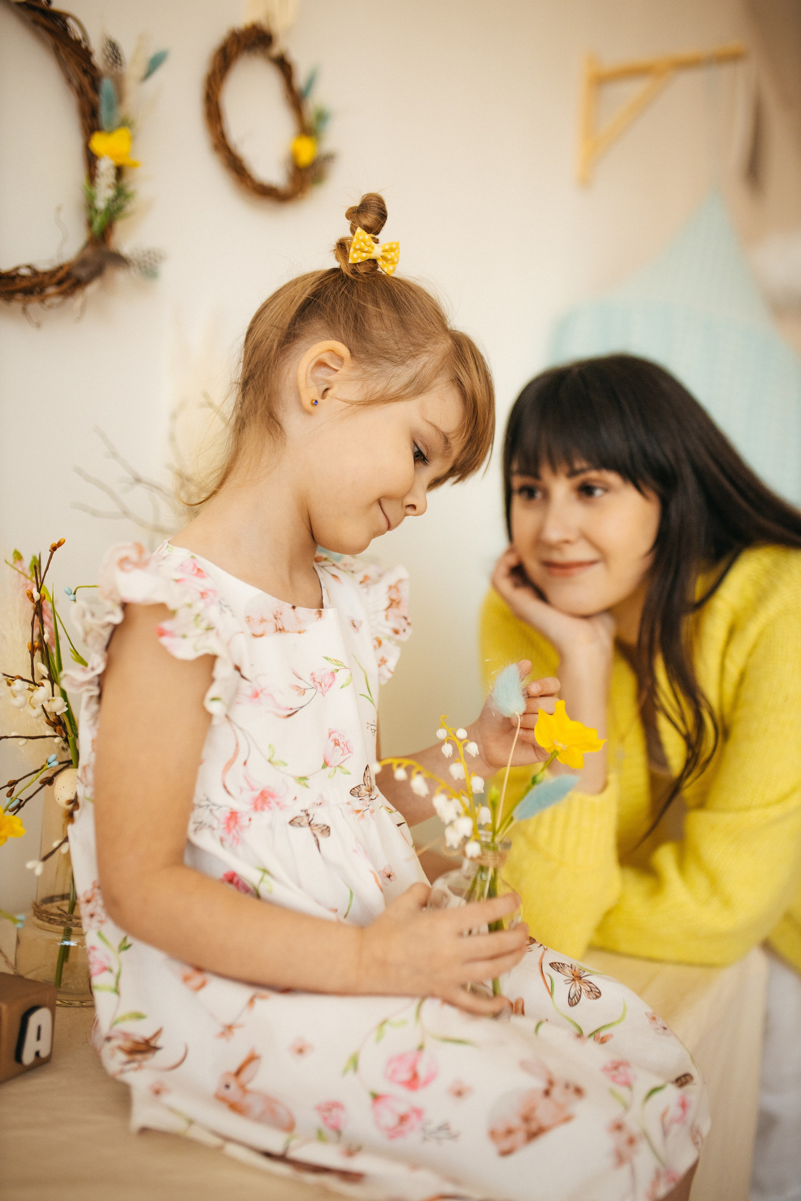 Весенняя съёмка в студии для мамы и дочки Самара. Семейный фотограф в Самаре Елена Ефимова