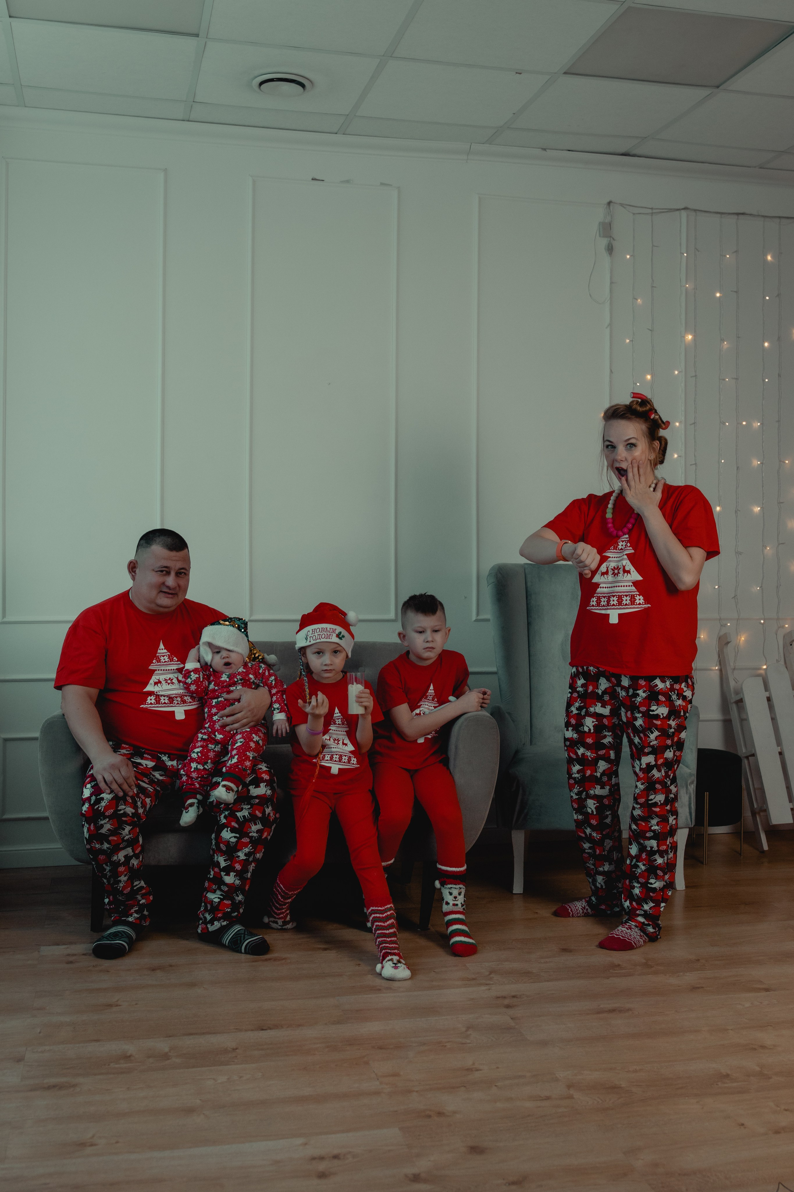 Жанна, веселая семейка. Сказочный фотограф для Вас и Вашей семьи