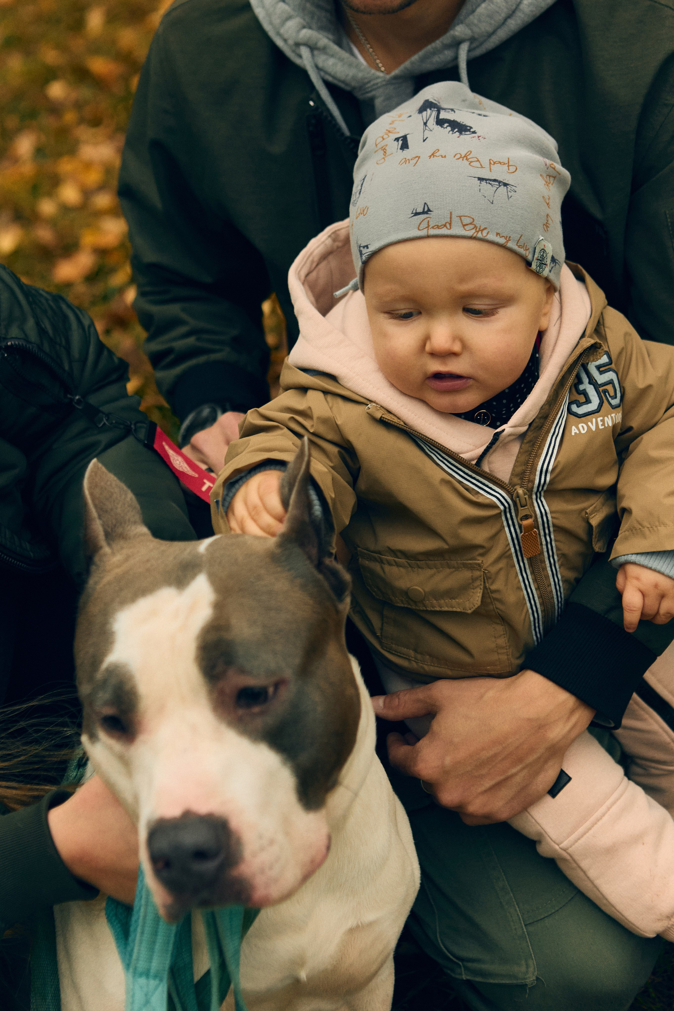 Семейная фотосессия дома и на прогулке в Москве