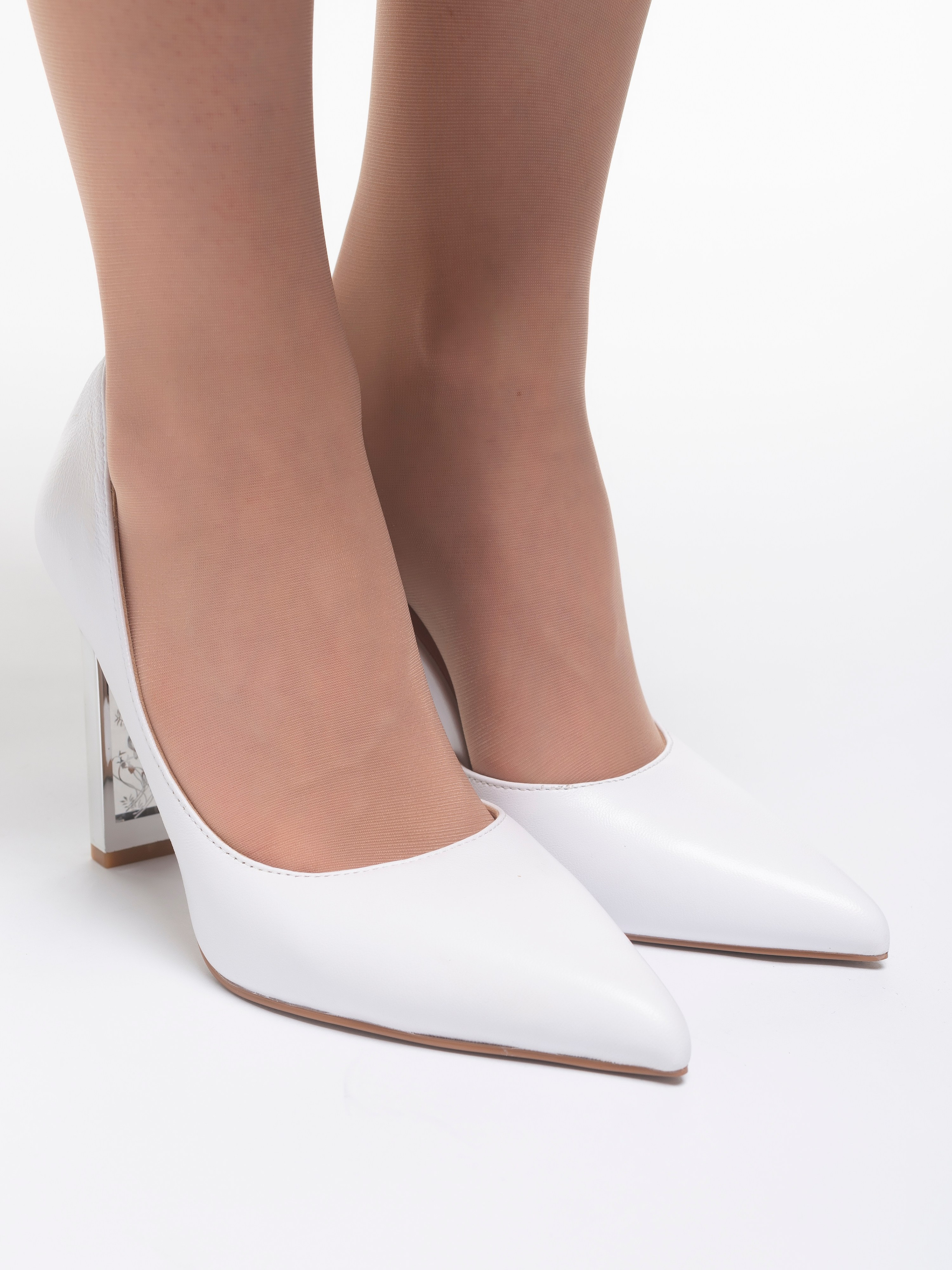 КАТАЛОГ ОБУВИ ОТ KARI. Фотограф