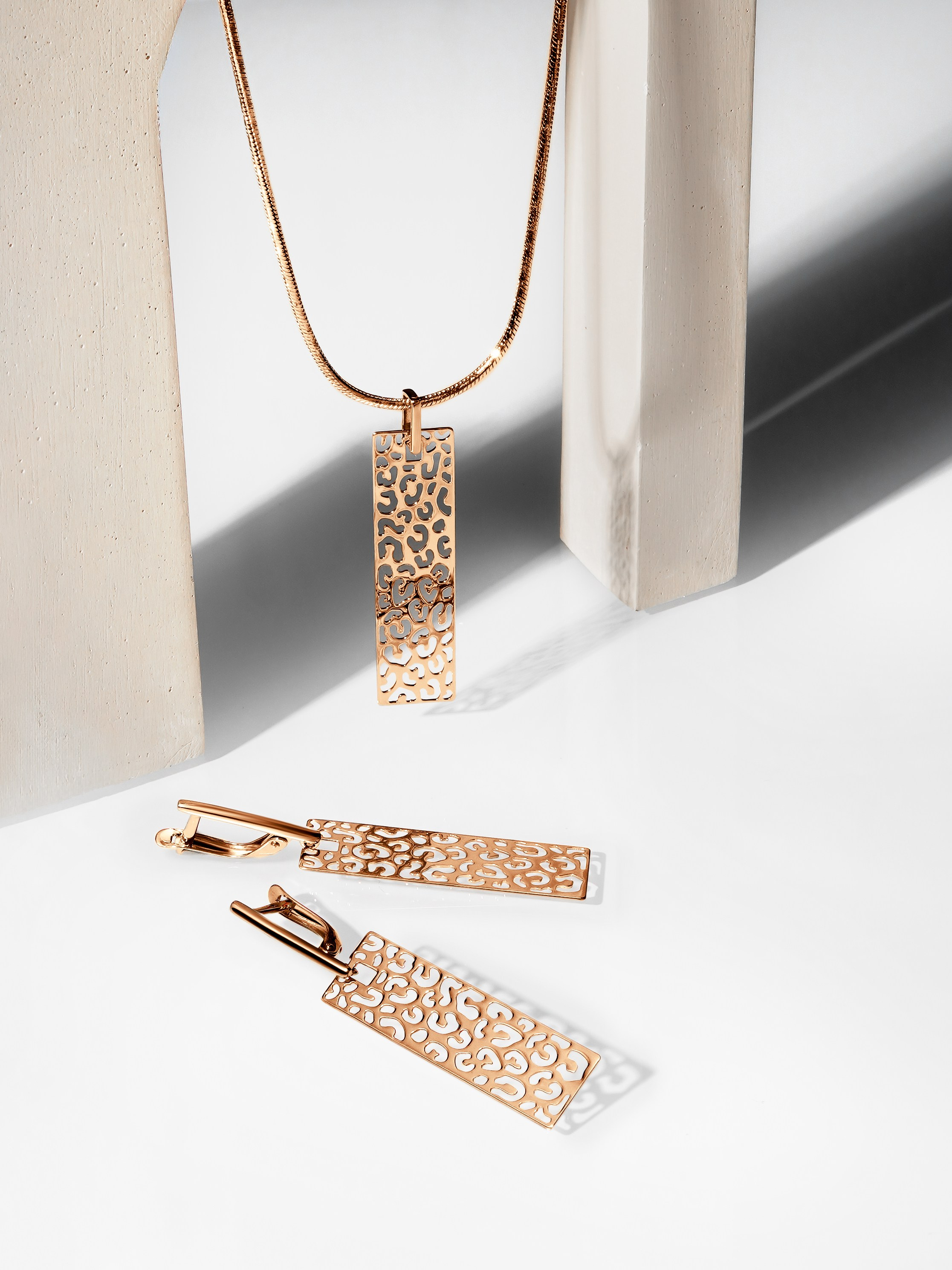 Ювелирная ретушь [реклама]. Ювелирная и предметная ретушь Каляева Екатерина