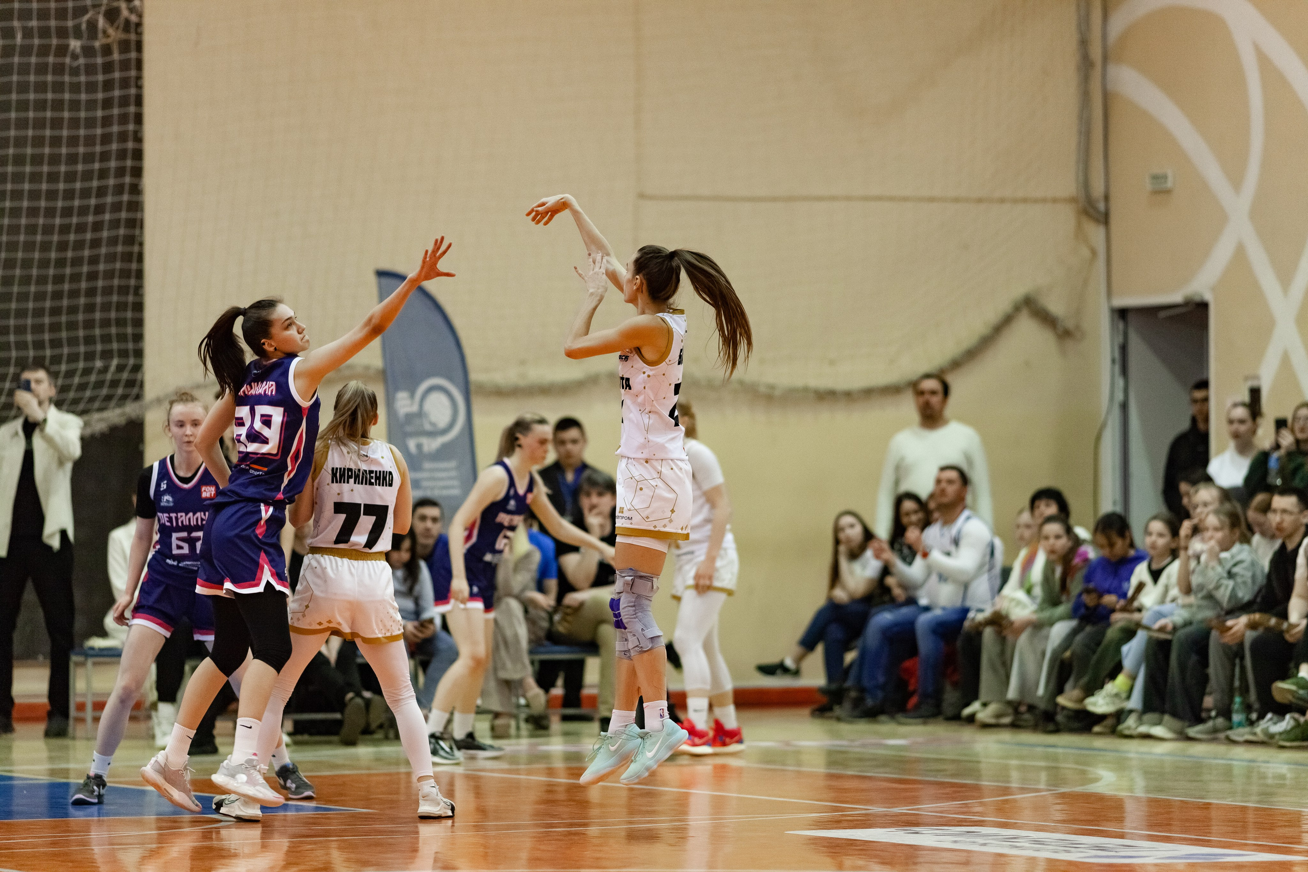 ЧГУ-Атланта — Металлург. Фотография