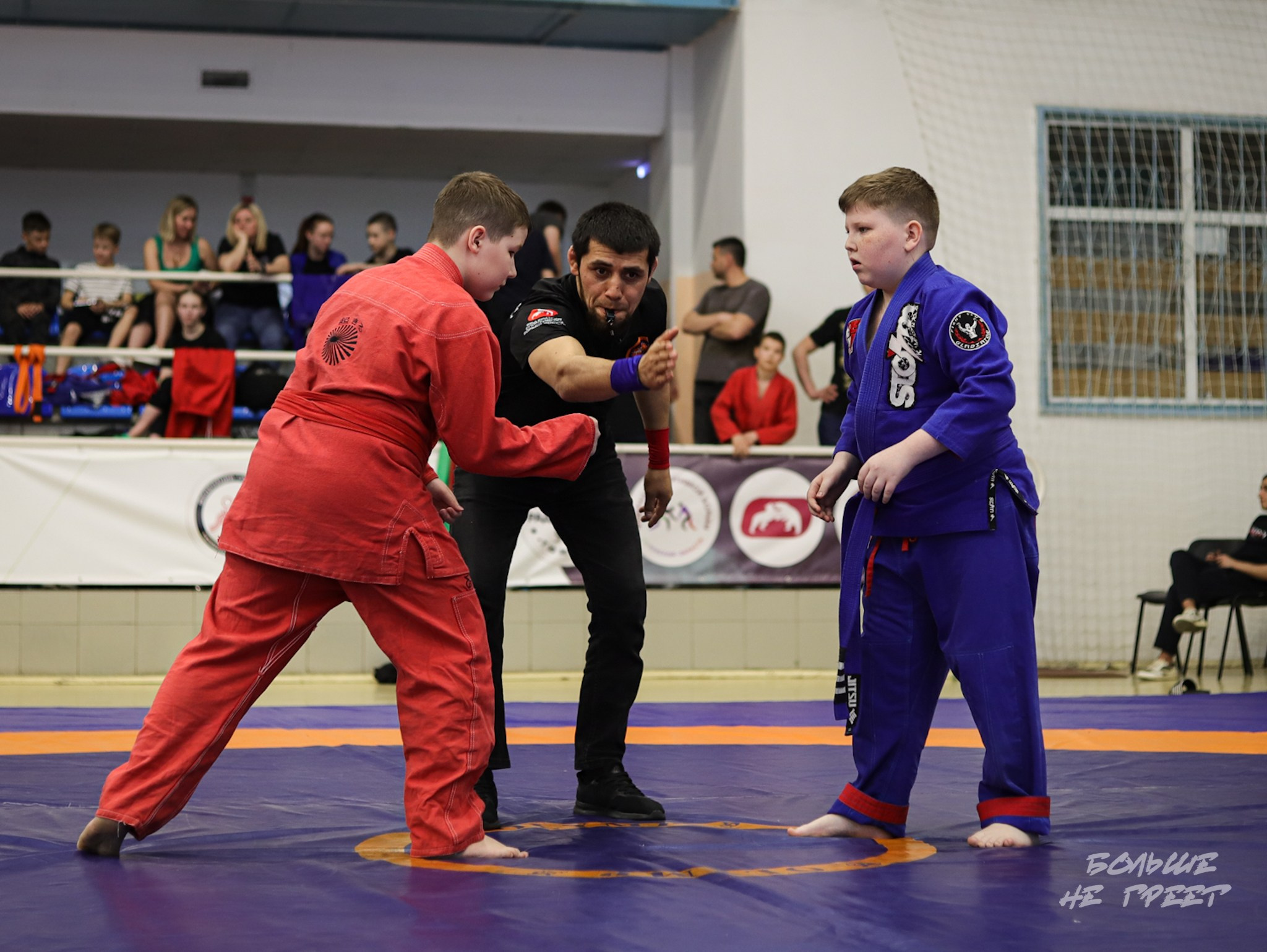 ПЕРВЕНСТВО УРФО ПО СПОРТИВНОЙ БОРЬБЕ ГРЭППЛИНГ И ГРЭППЛИНГ-ГИ. Больше не греет