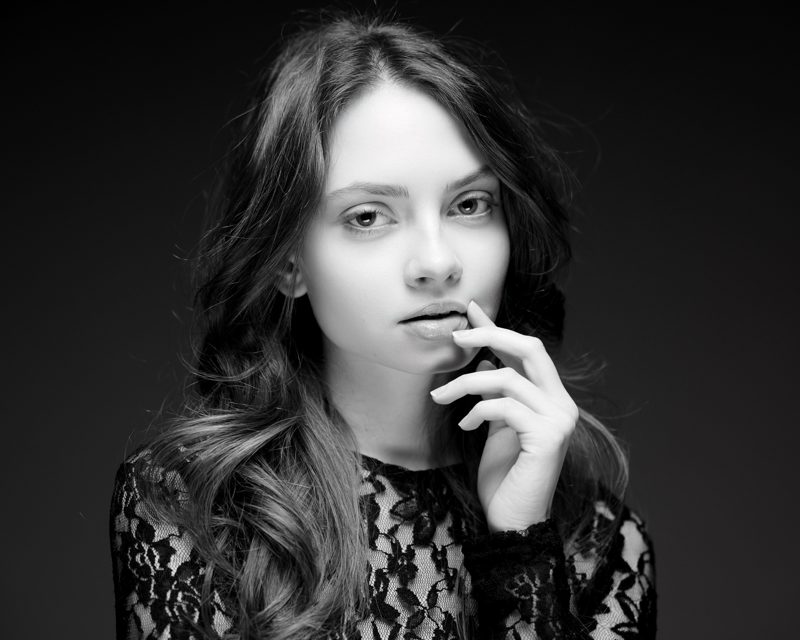 Karina. Studio shooting. Personal website of photographer Dmitry Raikin