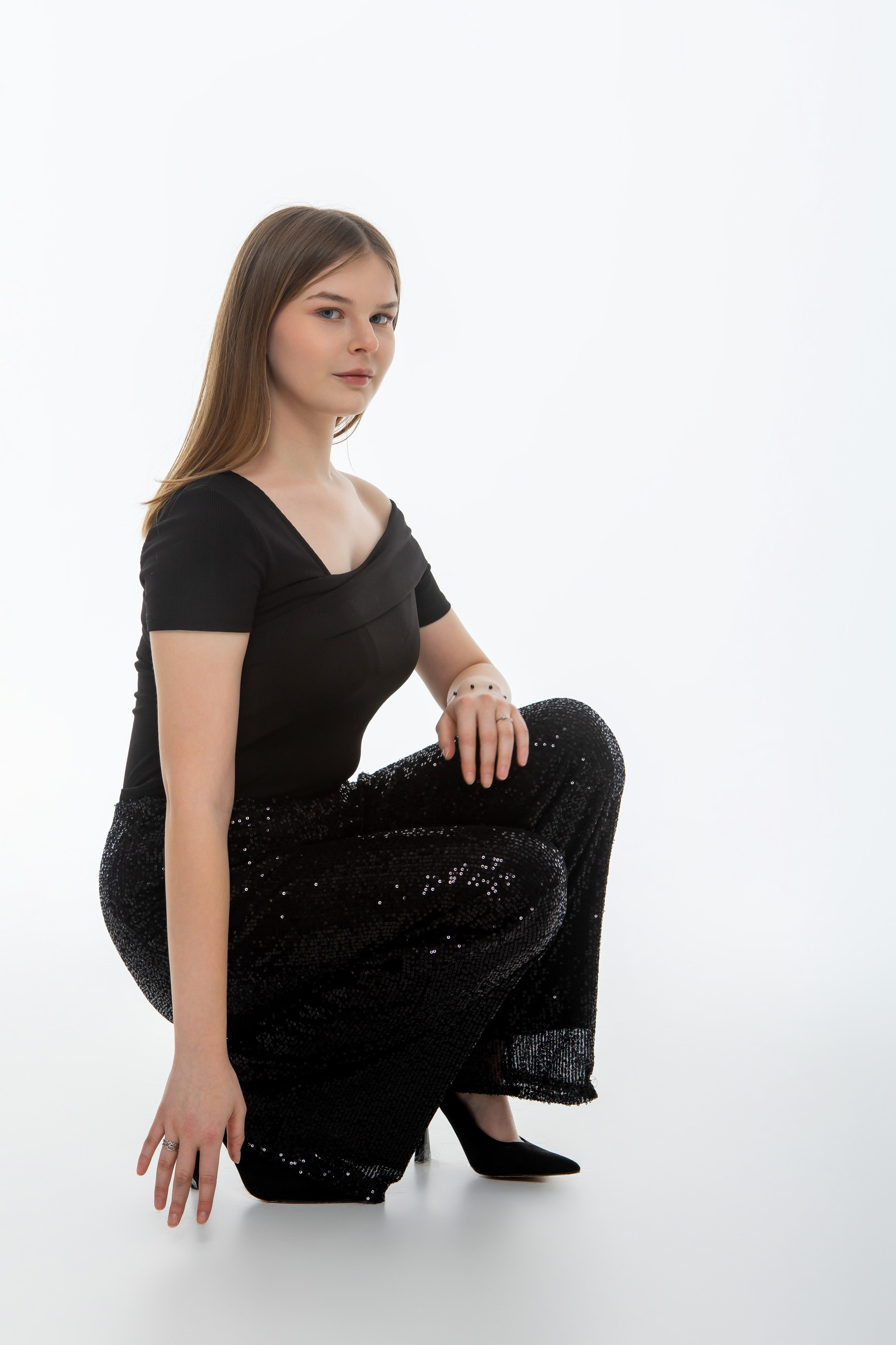 Студия Гимназия 12 11 А 2024 г. Свадебный и портретный Фотограф в Липецке Дмитрий Котюков