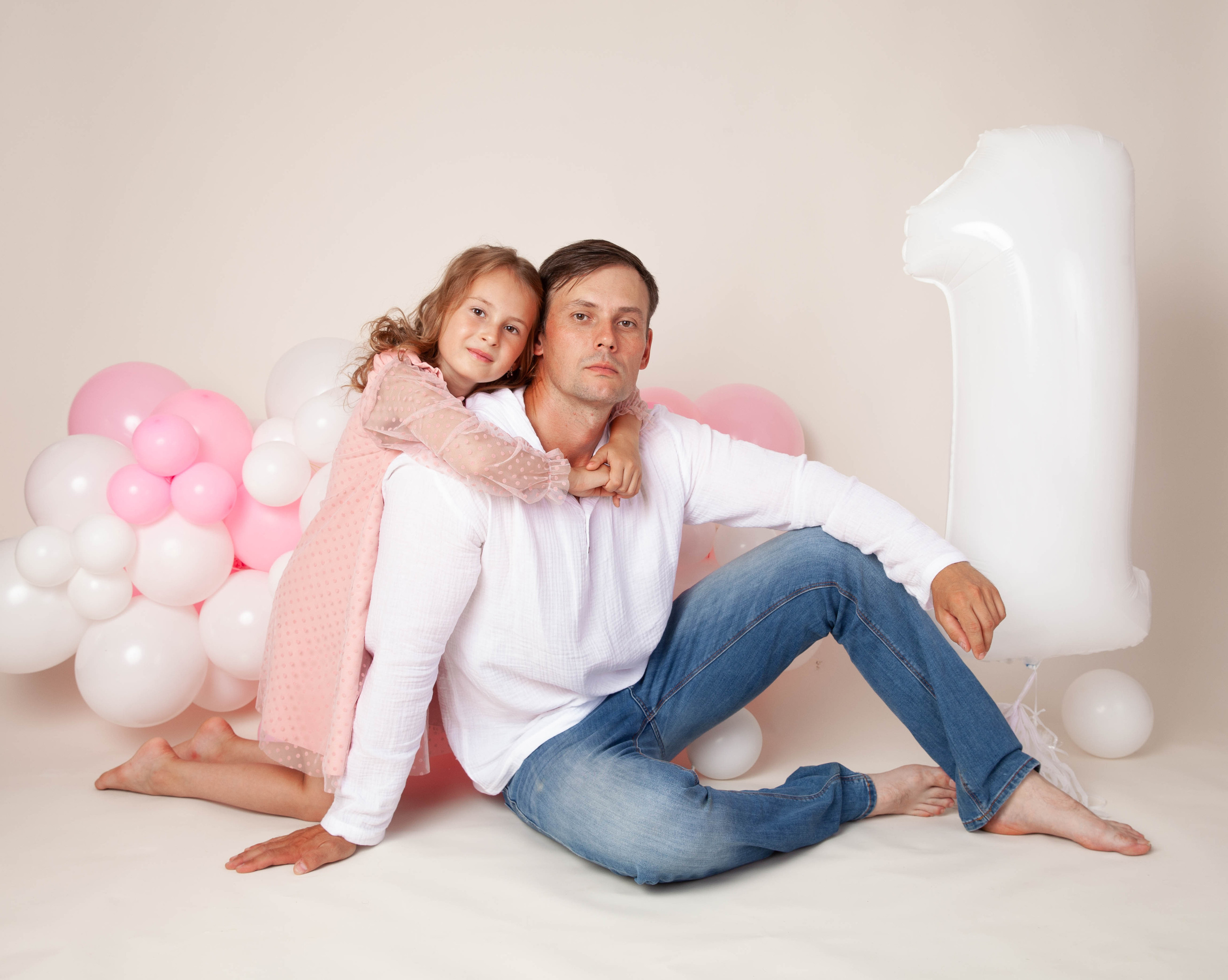 Праздничная фотосессия годовасия. Фотограф в Железнодорожном и Балашихе