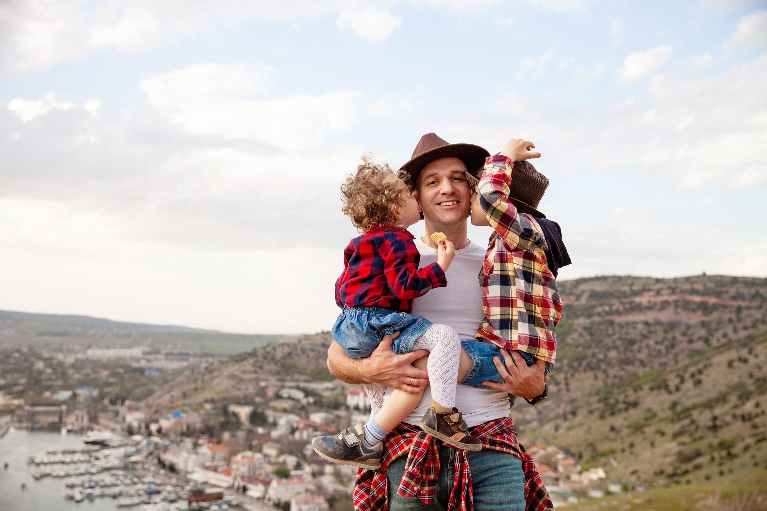 ковбой с детьми