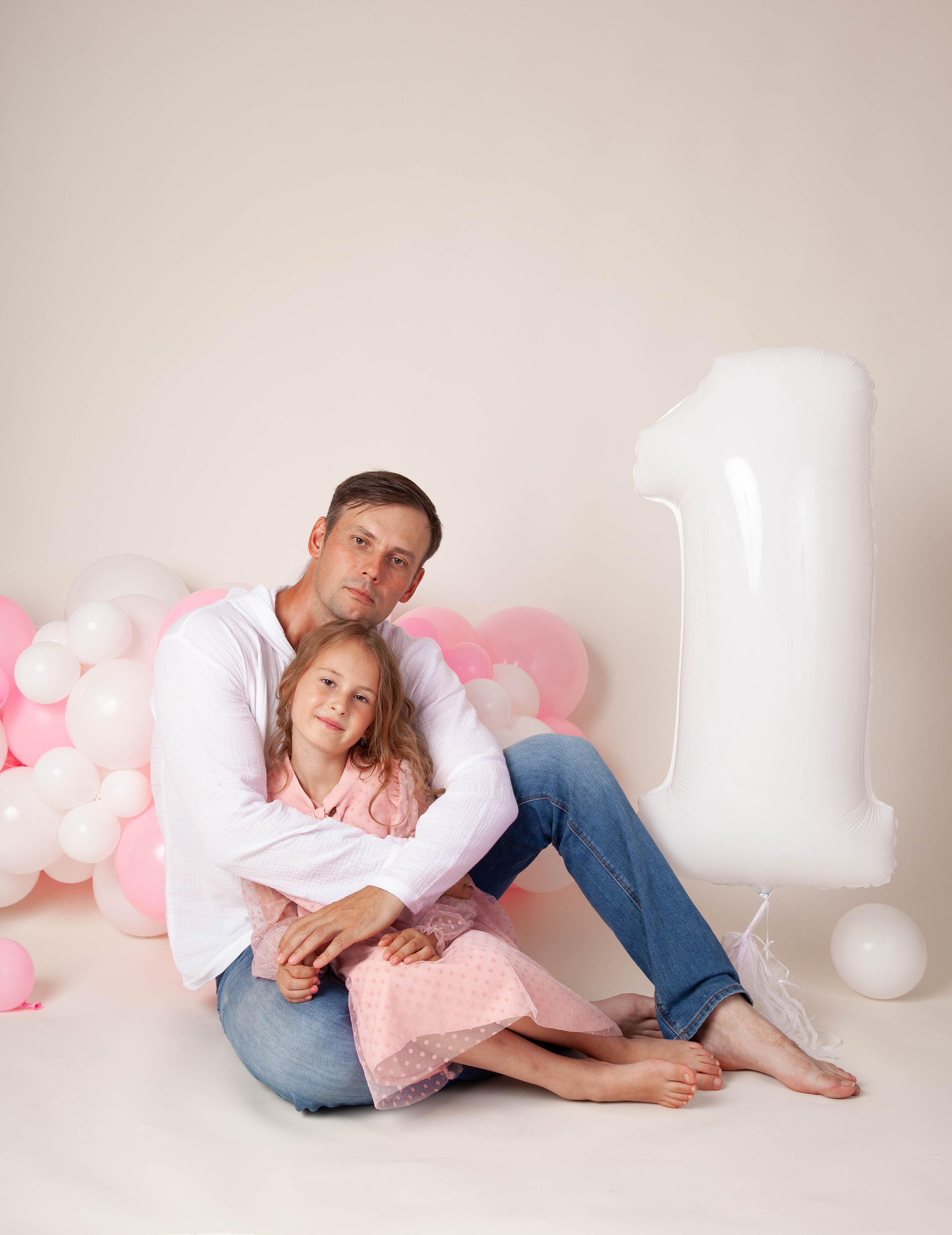 Праздничная фотосессия годовасия. Фотограф в Железнодорожном и Балашихе