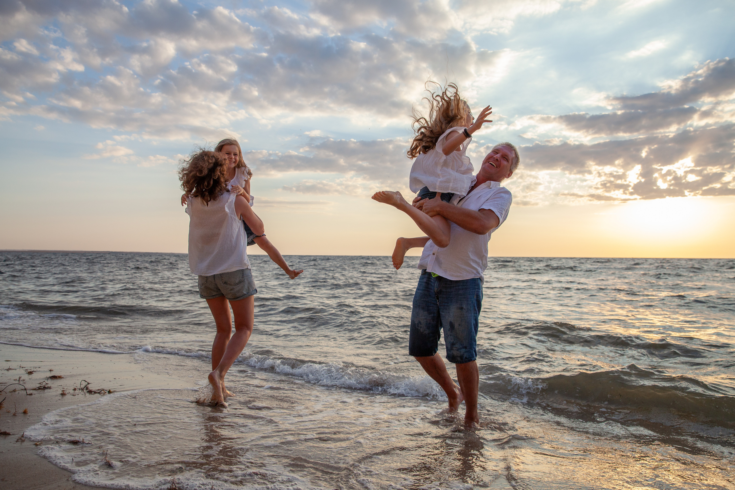 семья на закате