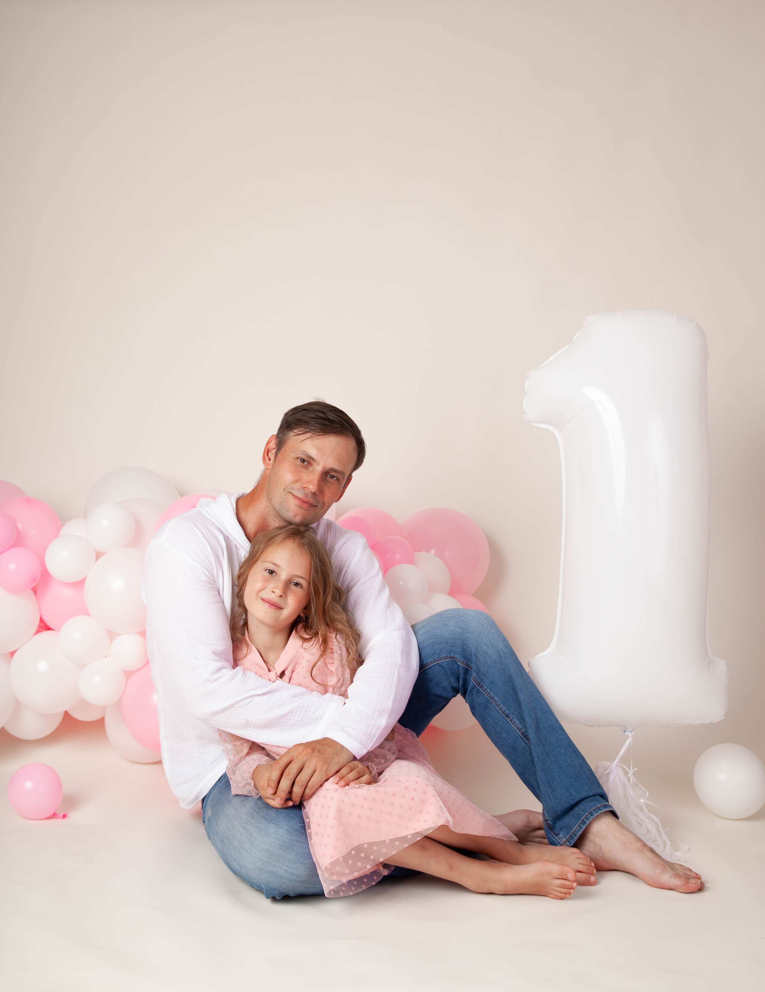 Праздничная фотосессия годовасия. Фотограф в Железнодорожном и Балашихе