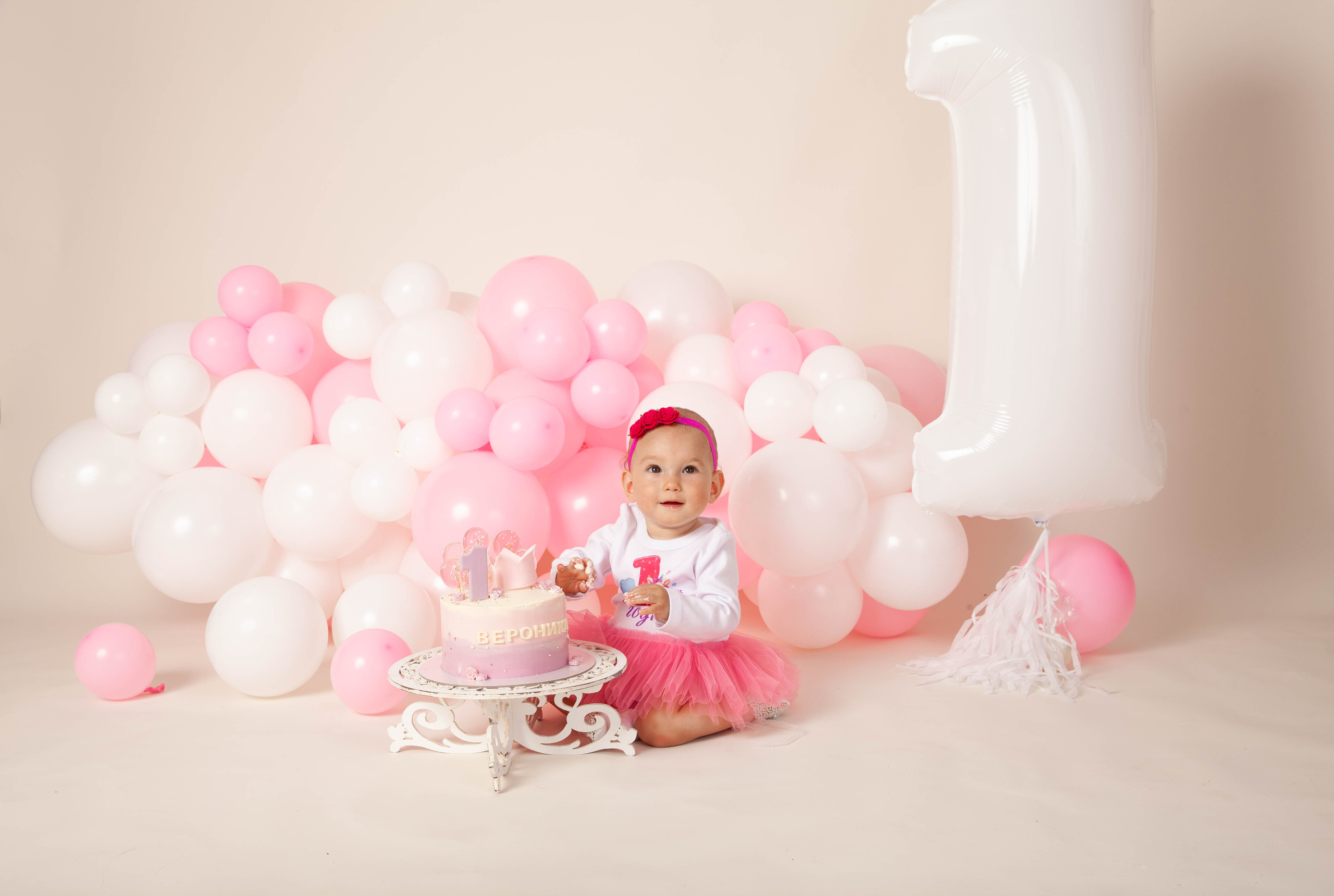 Праздничная фотосессия годовасия. Фотограф в Железнодорожном и Балашихе