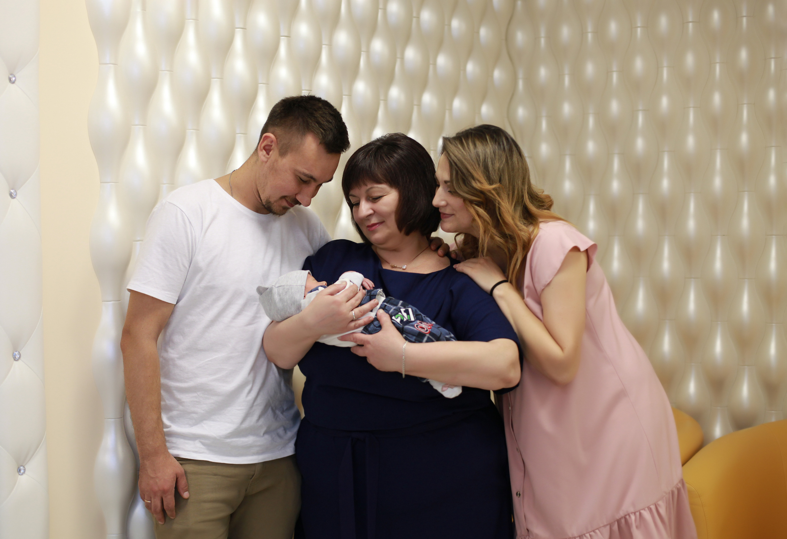 Выписка из роддома. Фотограф в Железнодорожном и Балашихе