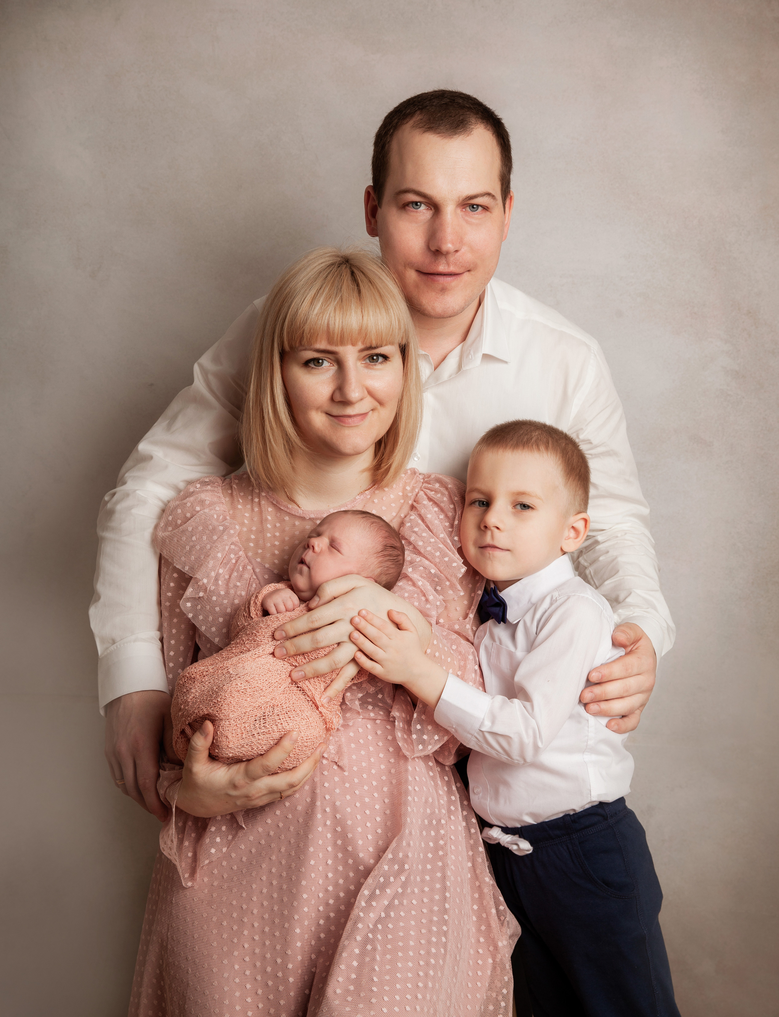 Ньюборн у меня в студии. Фотограф в Железнодорожном и Балашихе