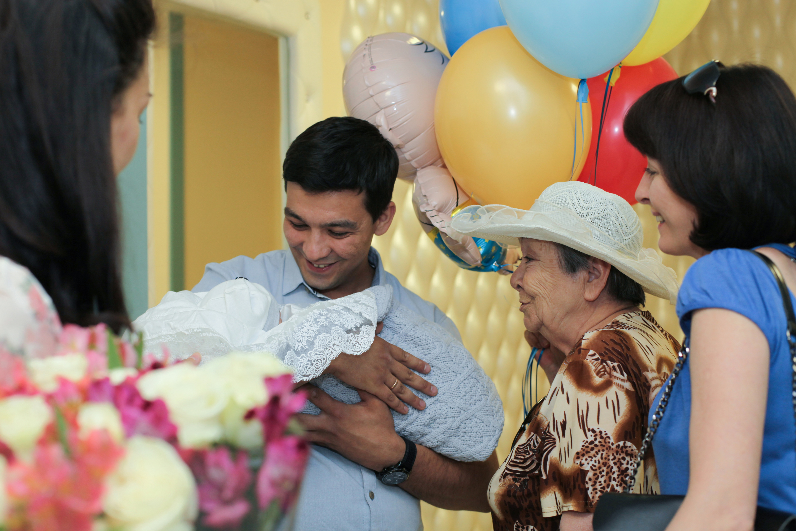 Выписка из роддома. Фотограф в Железнодорожном и Балашихе